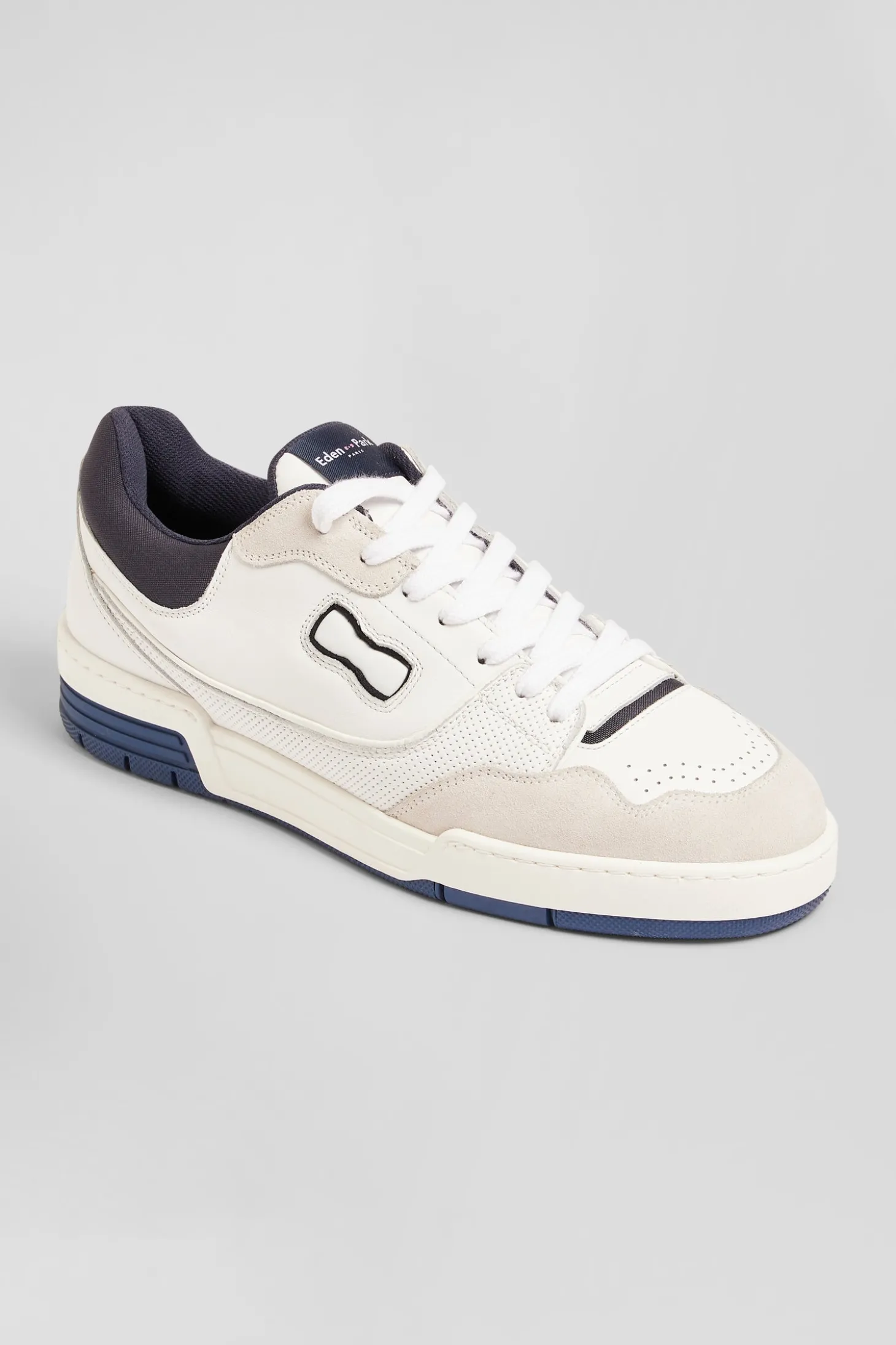 Basket en cuir blanches et bleu marine EP10