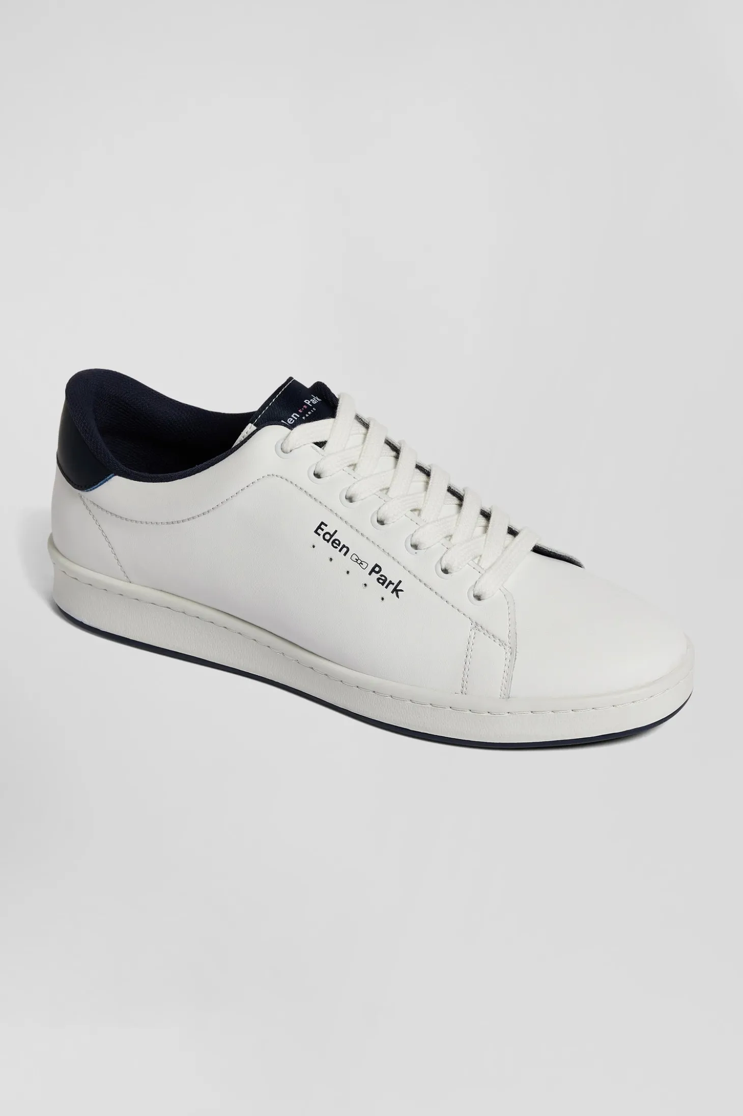 Baskets basses en cuir blanc