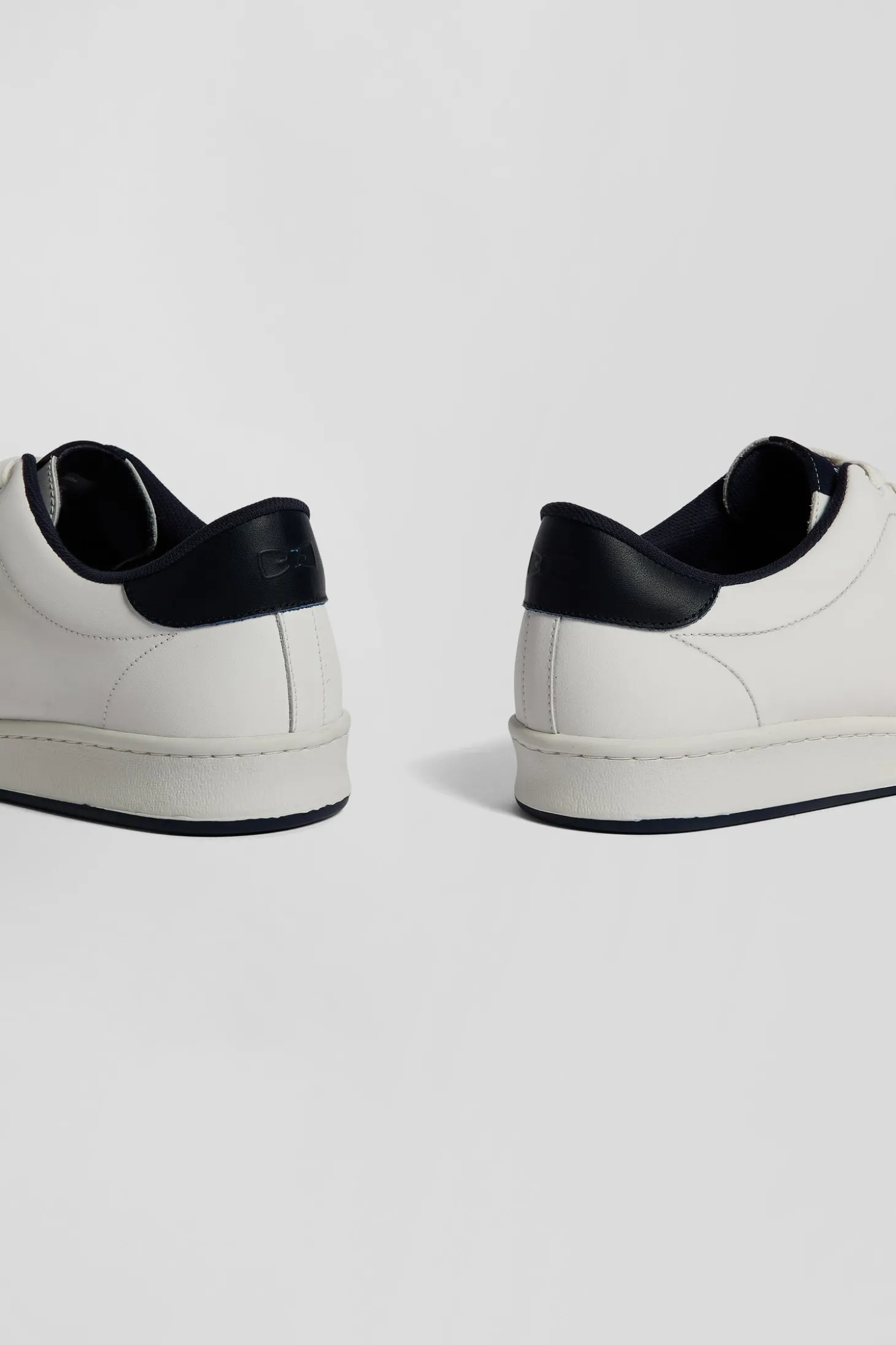 Baskets basses en cuir blanc