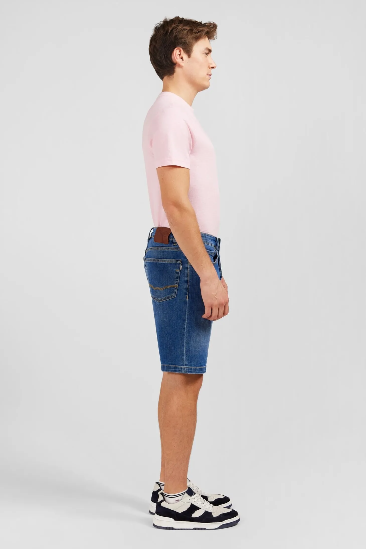 Bermuda bleu foncé en jean effet délavé