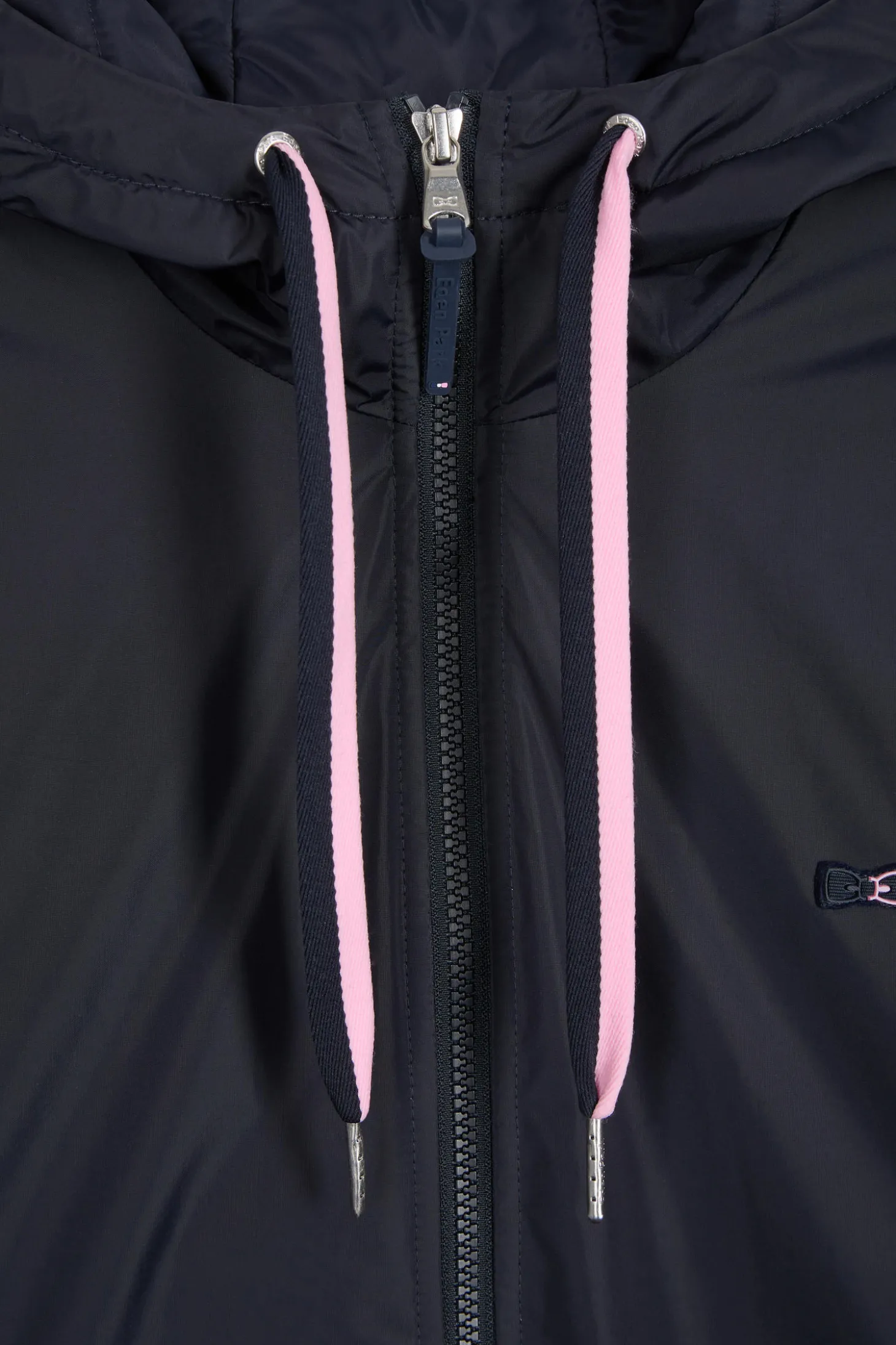 Blouson coupe-vent à capuche bleu marine