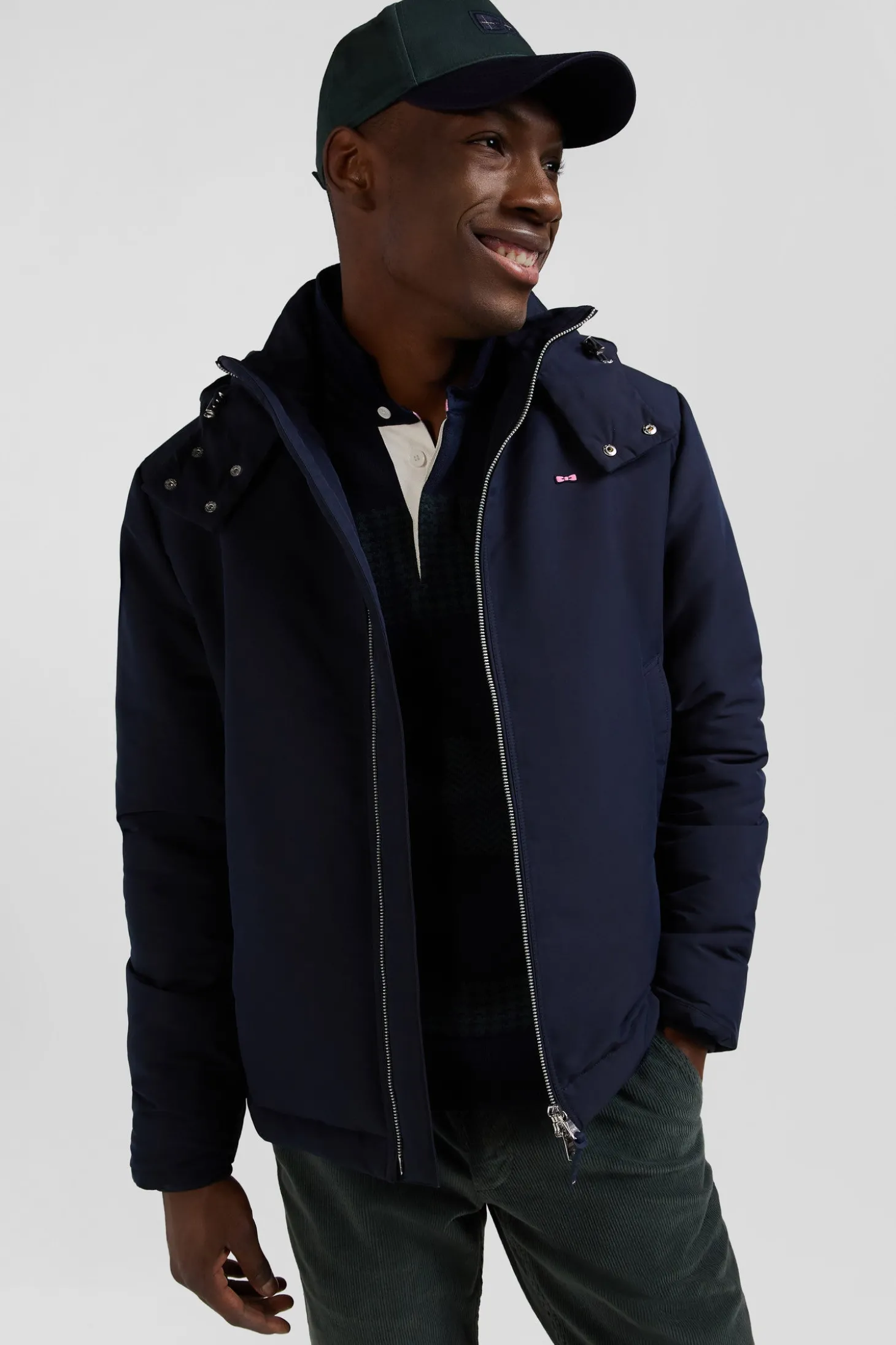 Blouson zippé à capuche bleu marine