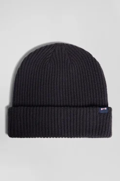 Bonnet en maille bleu marine broderie nœud papillon