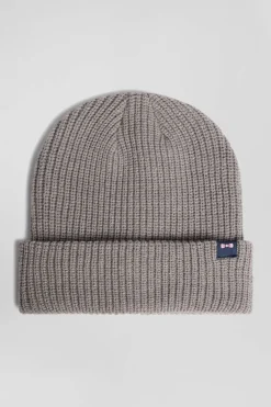 Bonnet en maille gris chiné broderie nœud papillon