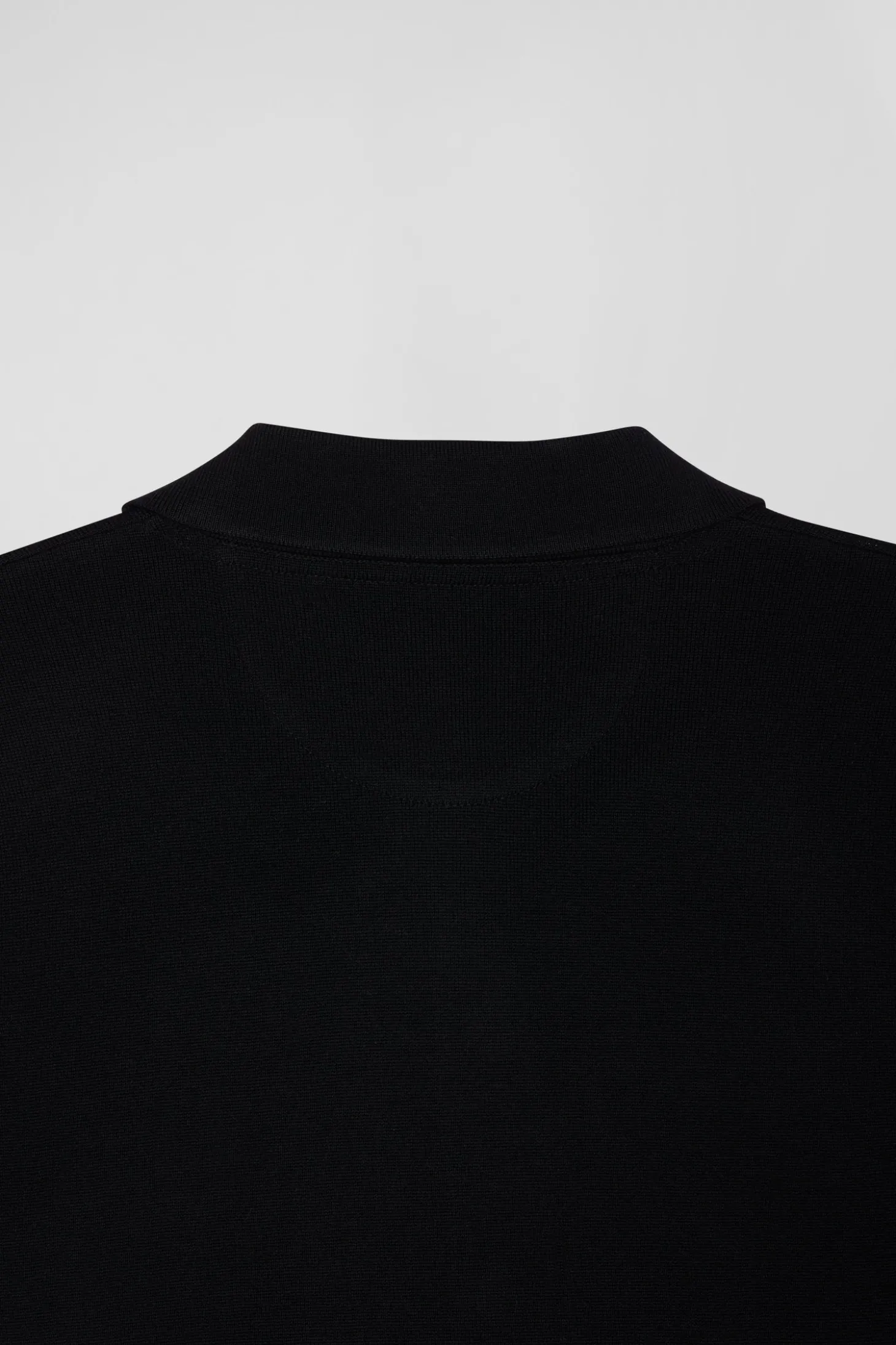 Cardigan en laine mérinos noir coupe Regular