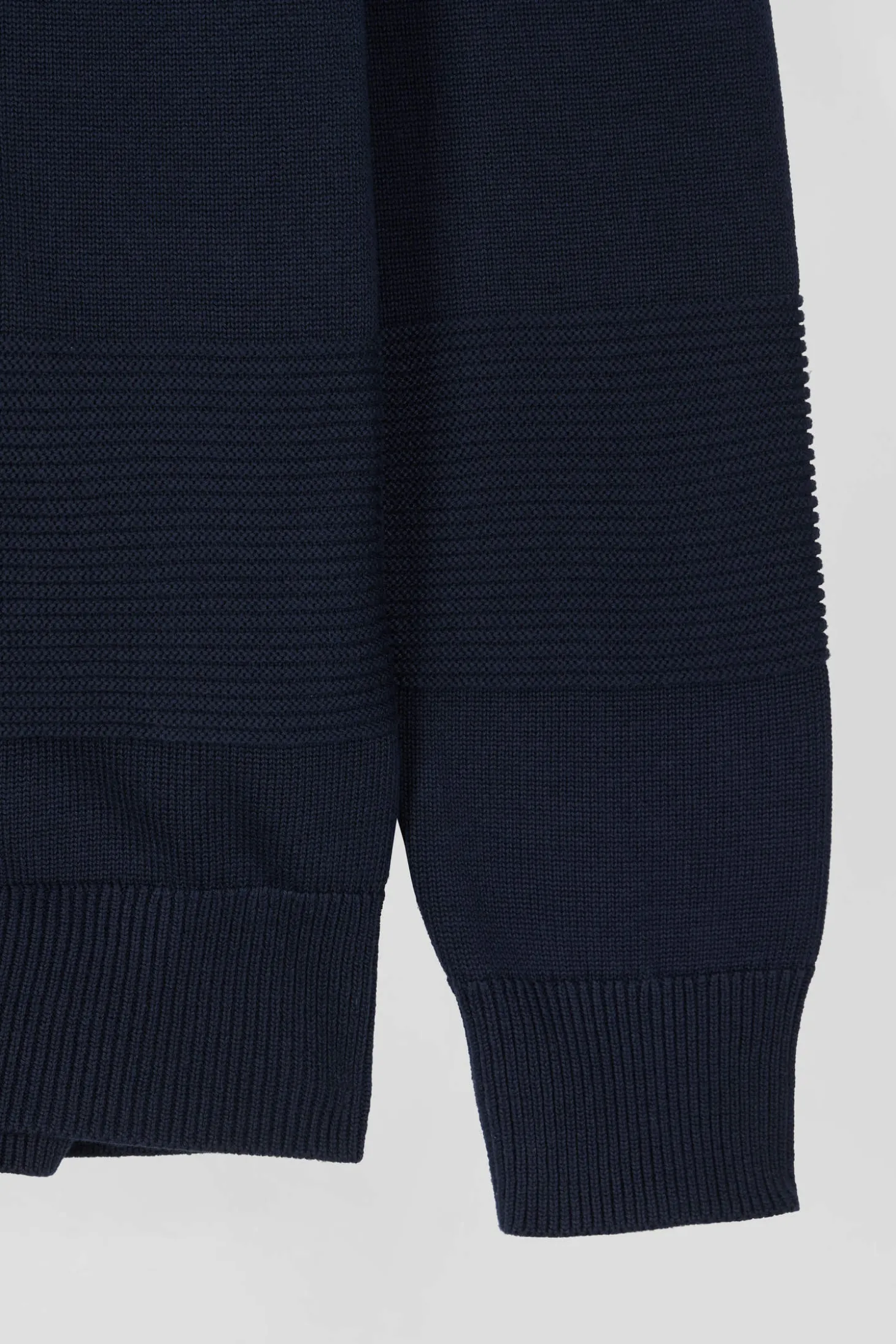 Cardigan zippé en coton uni bleu marine à jeu de maille