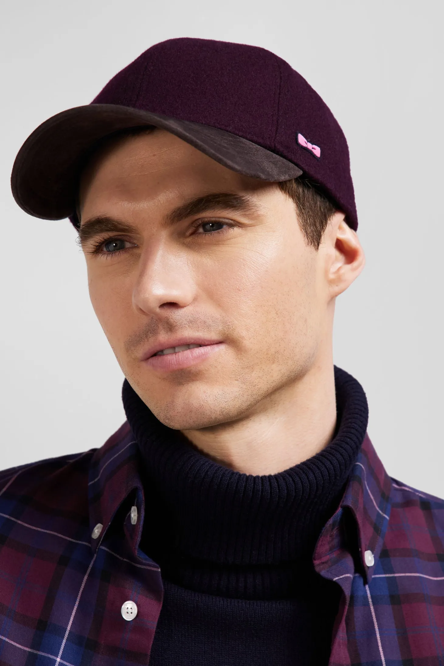 Casquette en feutre de laine bordeaux et marron