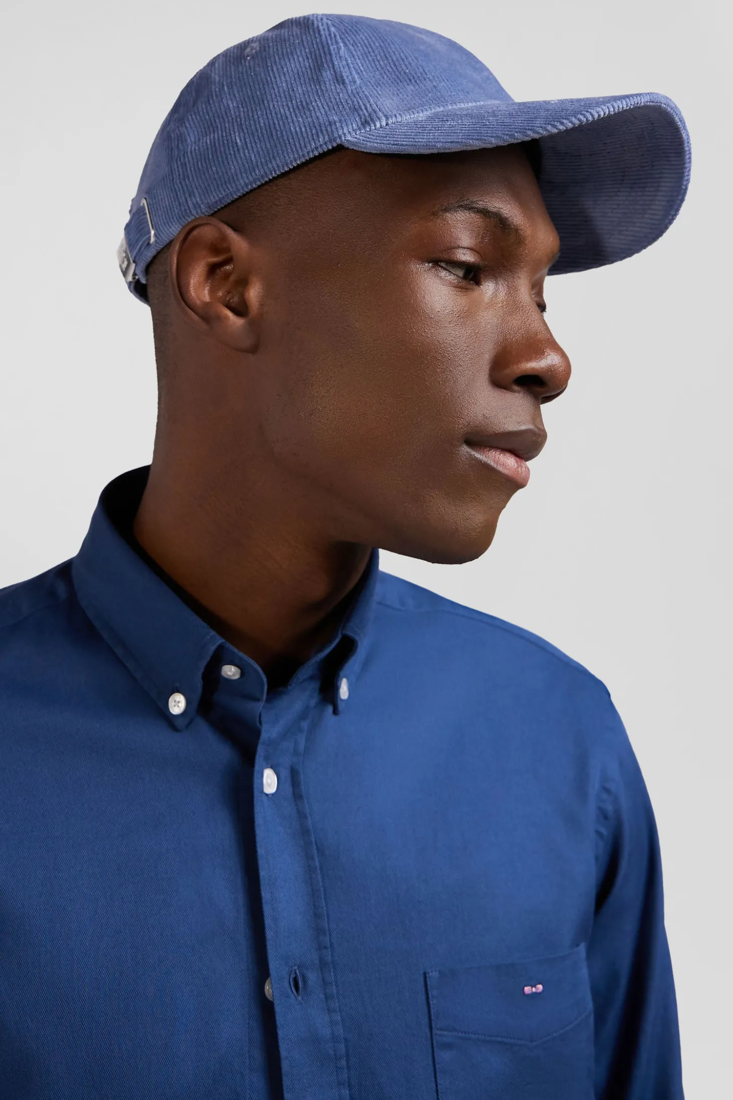 Casquette en velours côtelé bleue