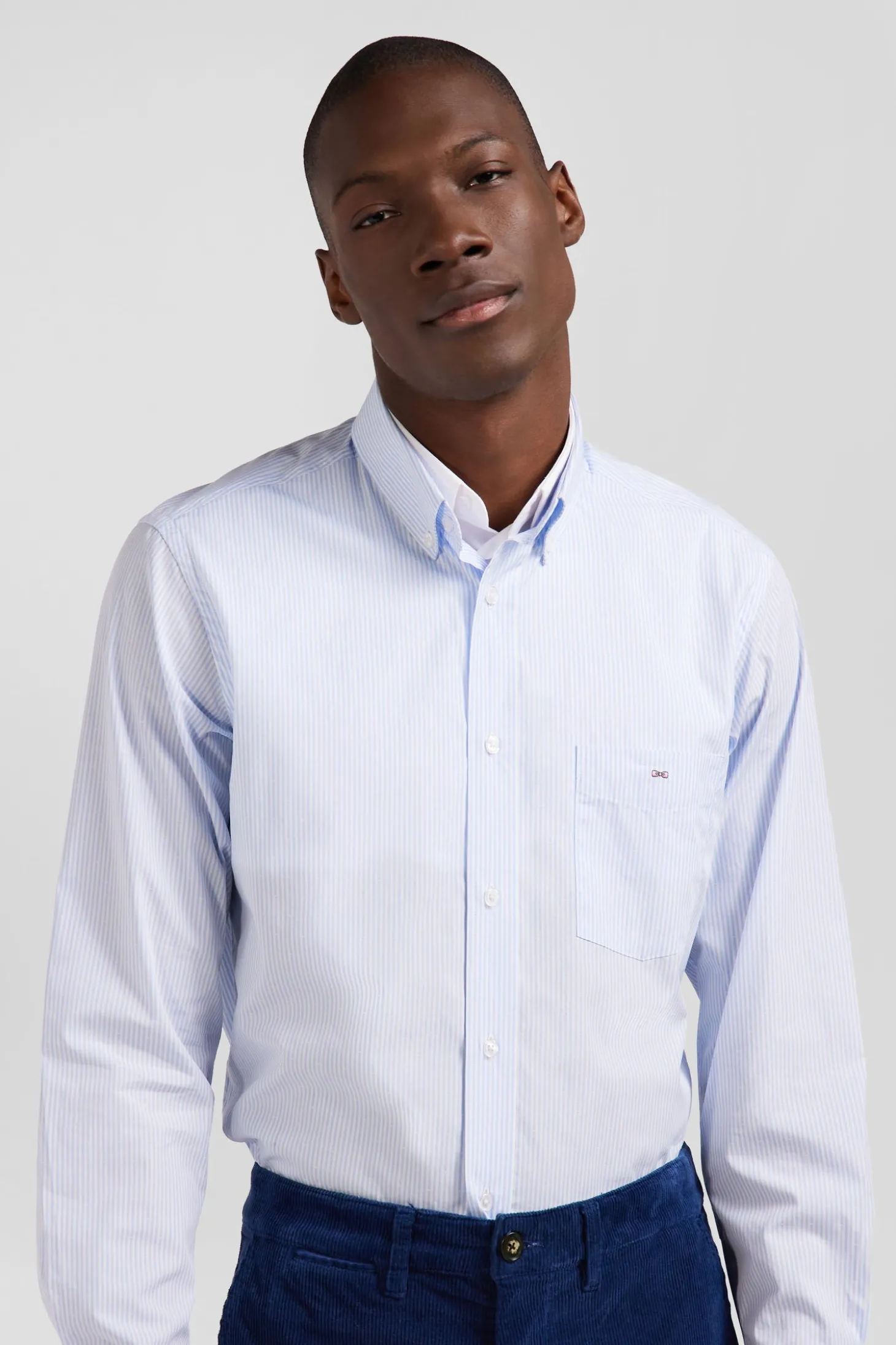 Chemise en coton jacquard bleu ciel à rayures bâtons coupe Regular