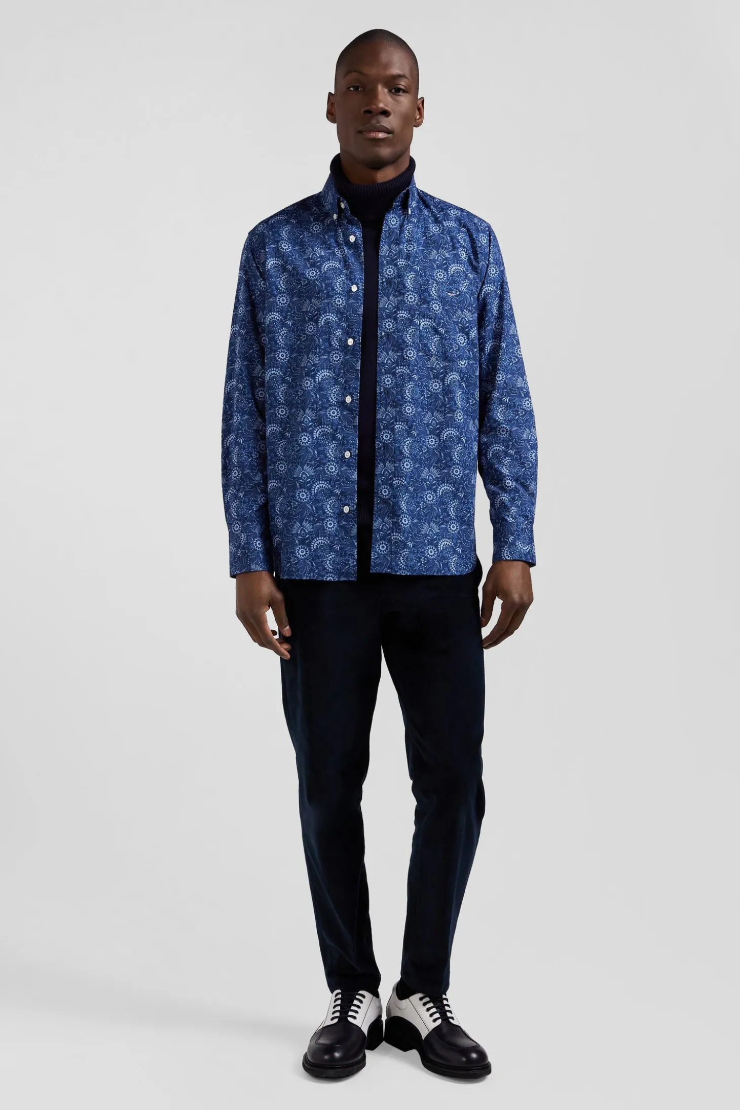 Chemise en coton marine à imprimé graphique coupe Regular