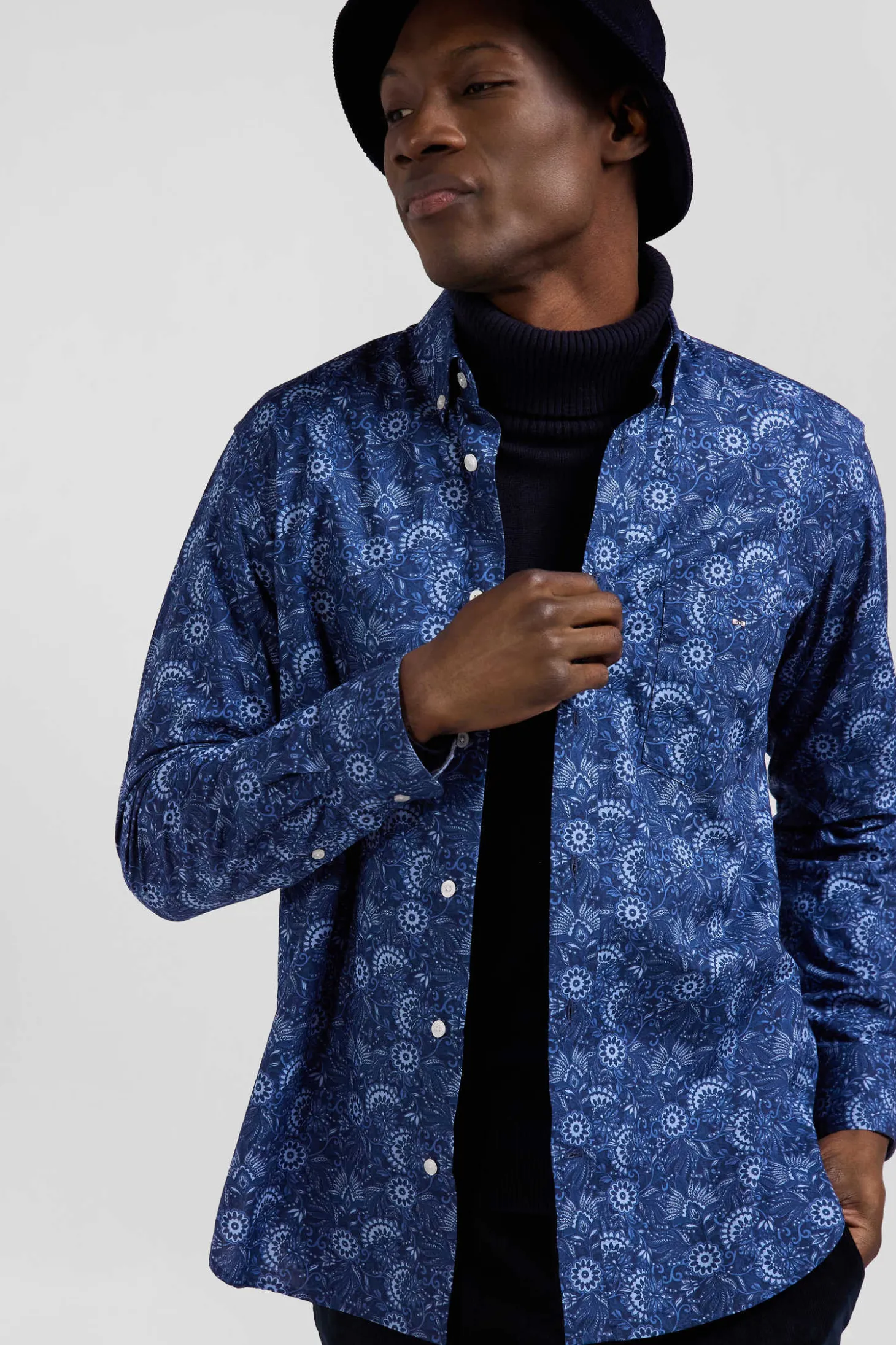 Chemise en coton marine à imprimé graphique coupe Regular