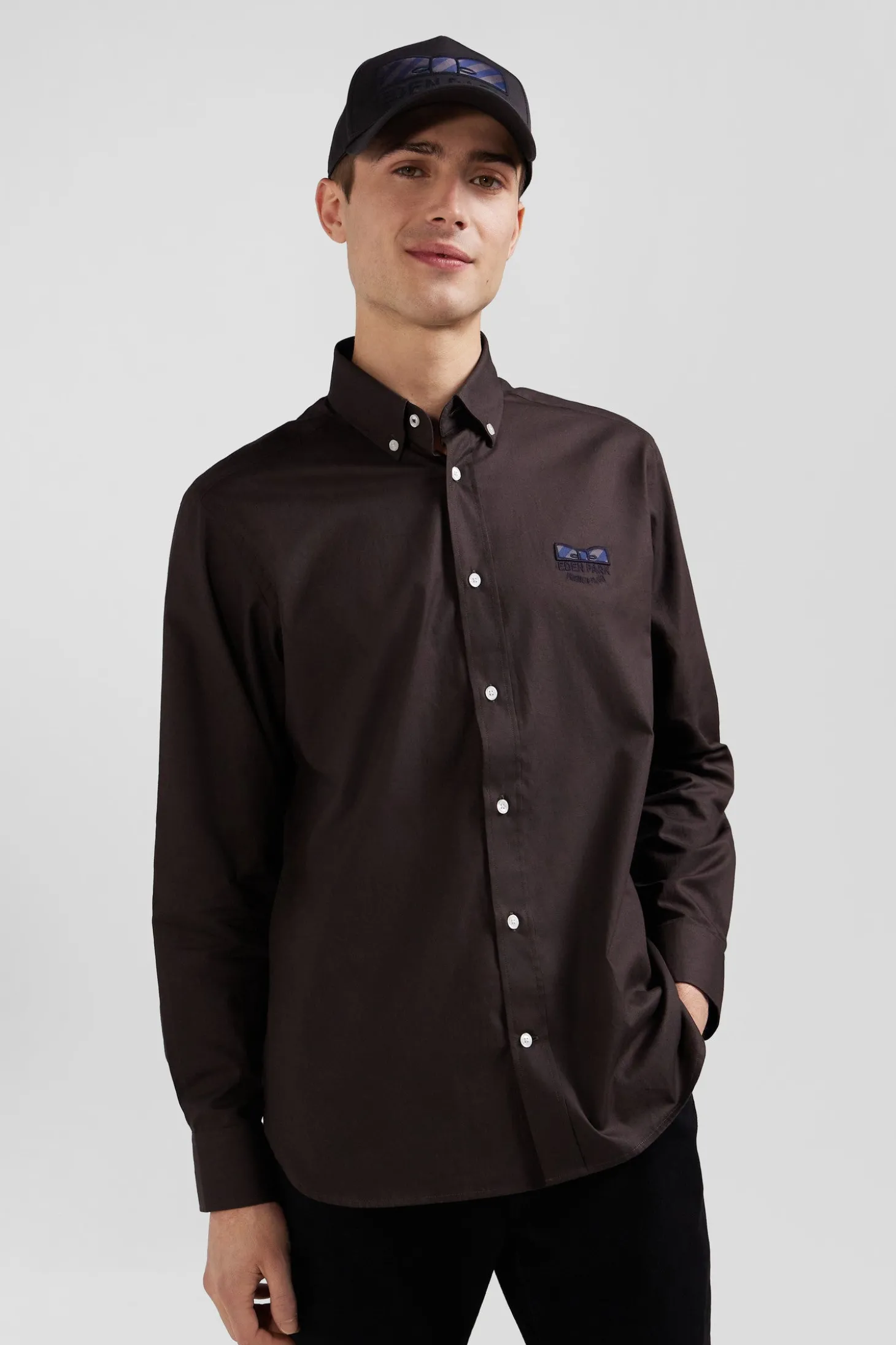 Chemise en coton Oxford marron nœud papillon cerclé coupe Regular