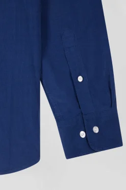 Chemise en coton uni bleu indigo col boutonné et poche poitrine coupe Regular