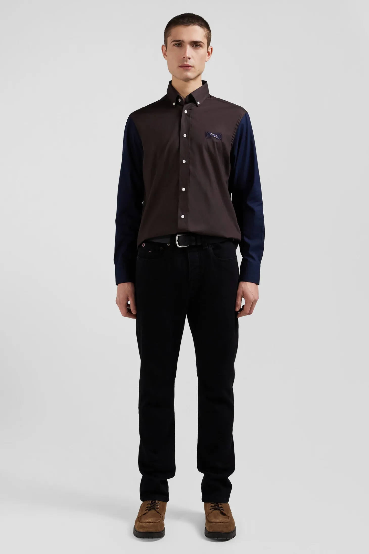 Chemise en oxford de coton marron et marine broderie cerclée N°10 coupe Regular
