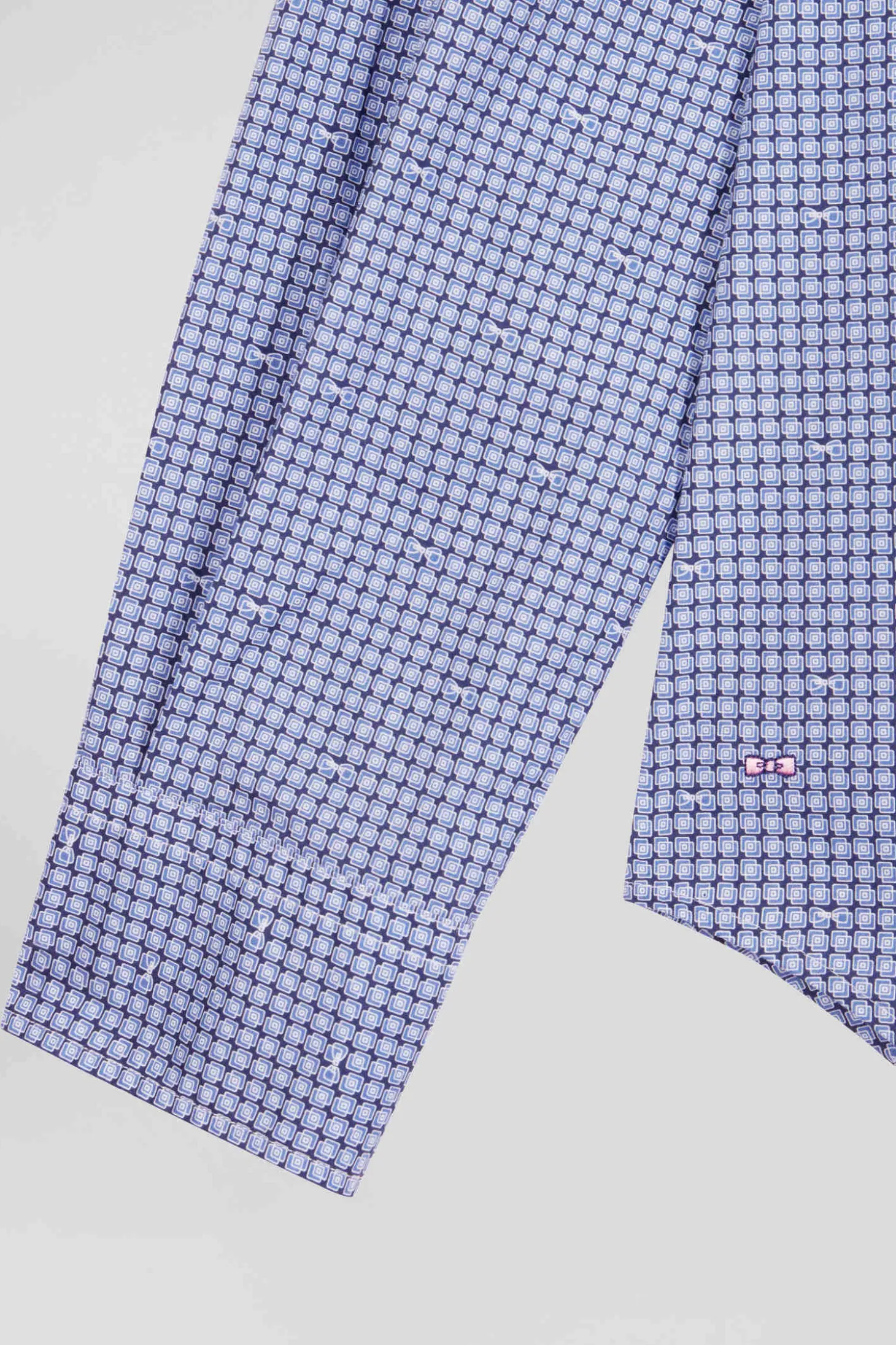 Chemise en popeline de coton bleu imprimé graphique coupe Slim
