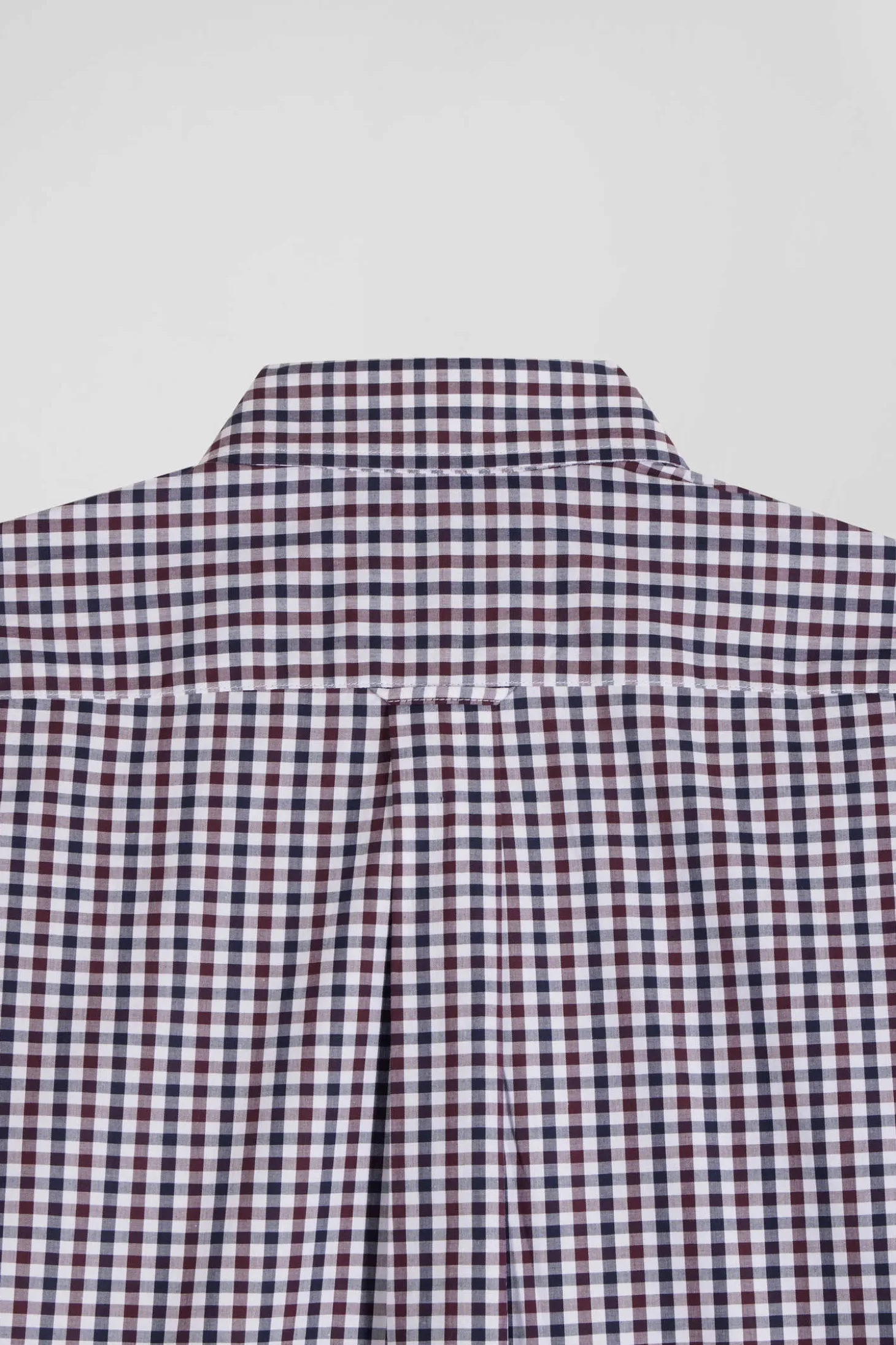 Chemise en popeline de coton bordeaux à carreaux bicolore coupe Regular