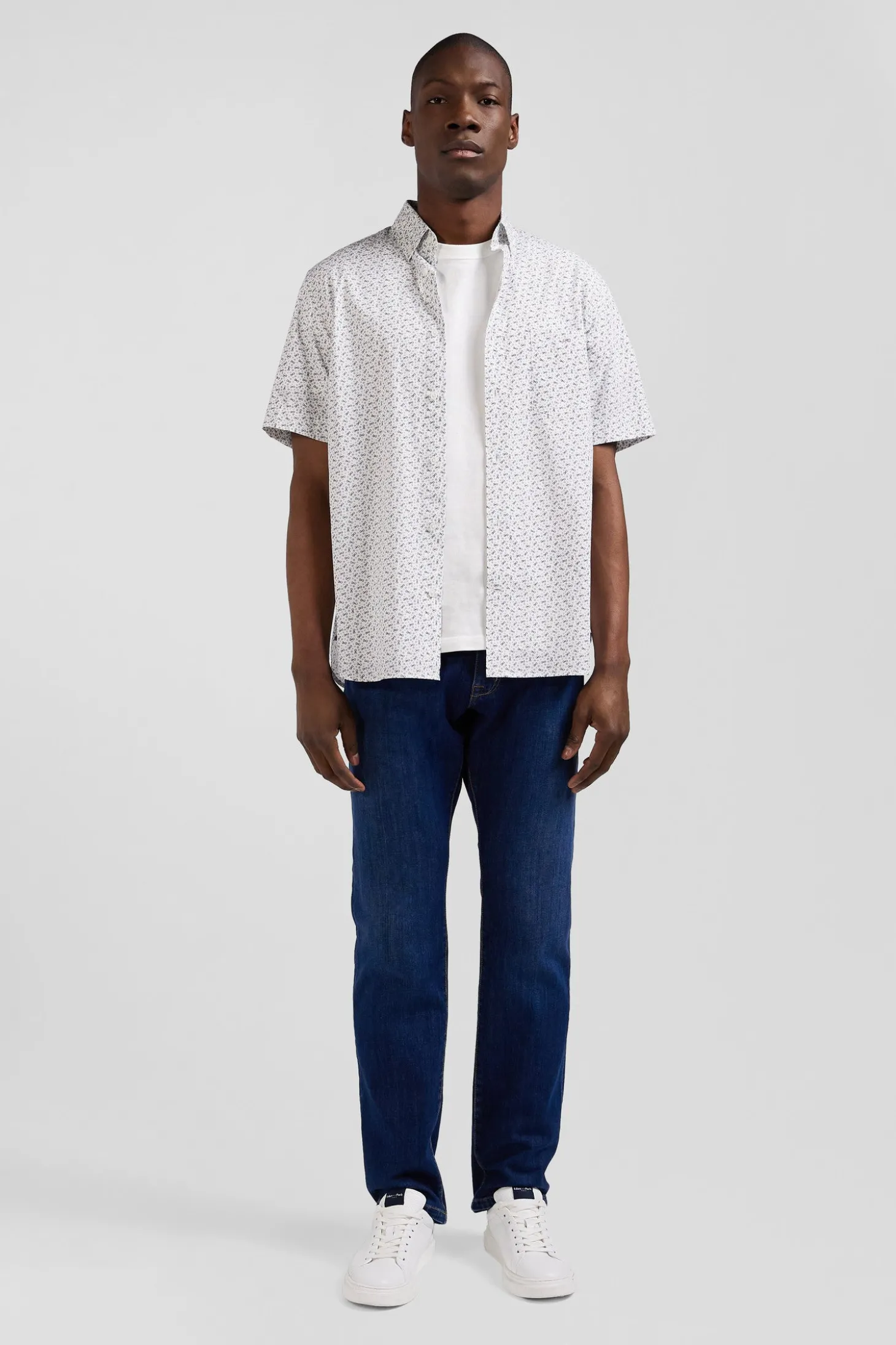 Chemise manches courtes en coton écru microimprimé coupe Regular