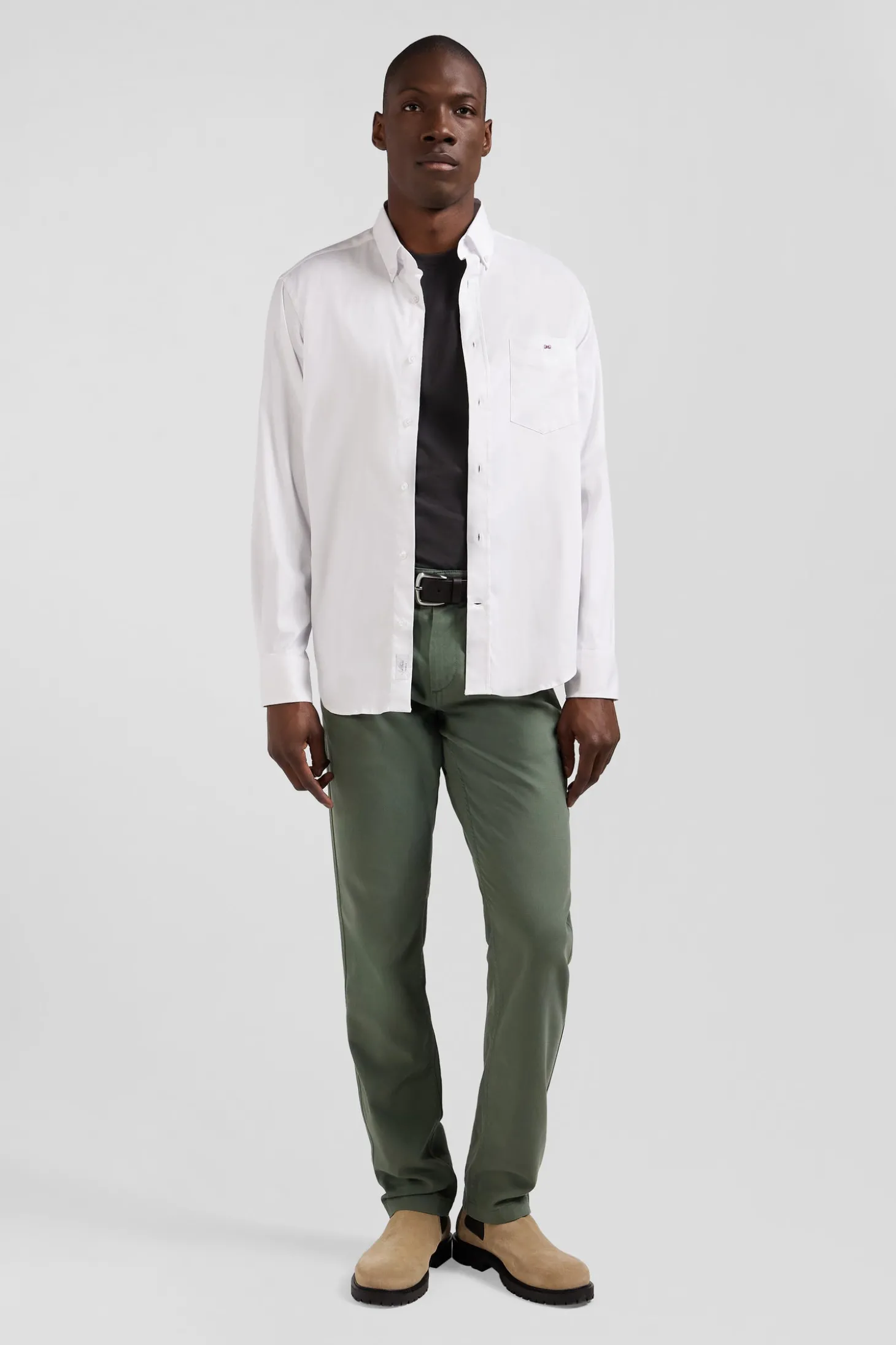 Chemise unie blanche en coton stretch mélangé coupe Regular