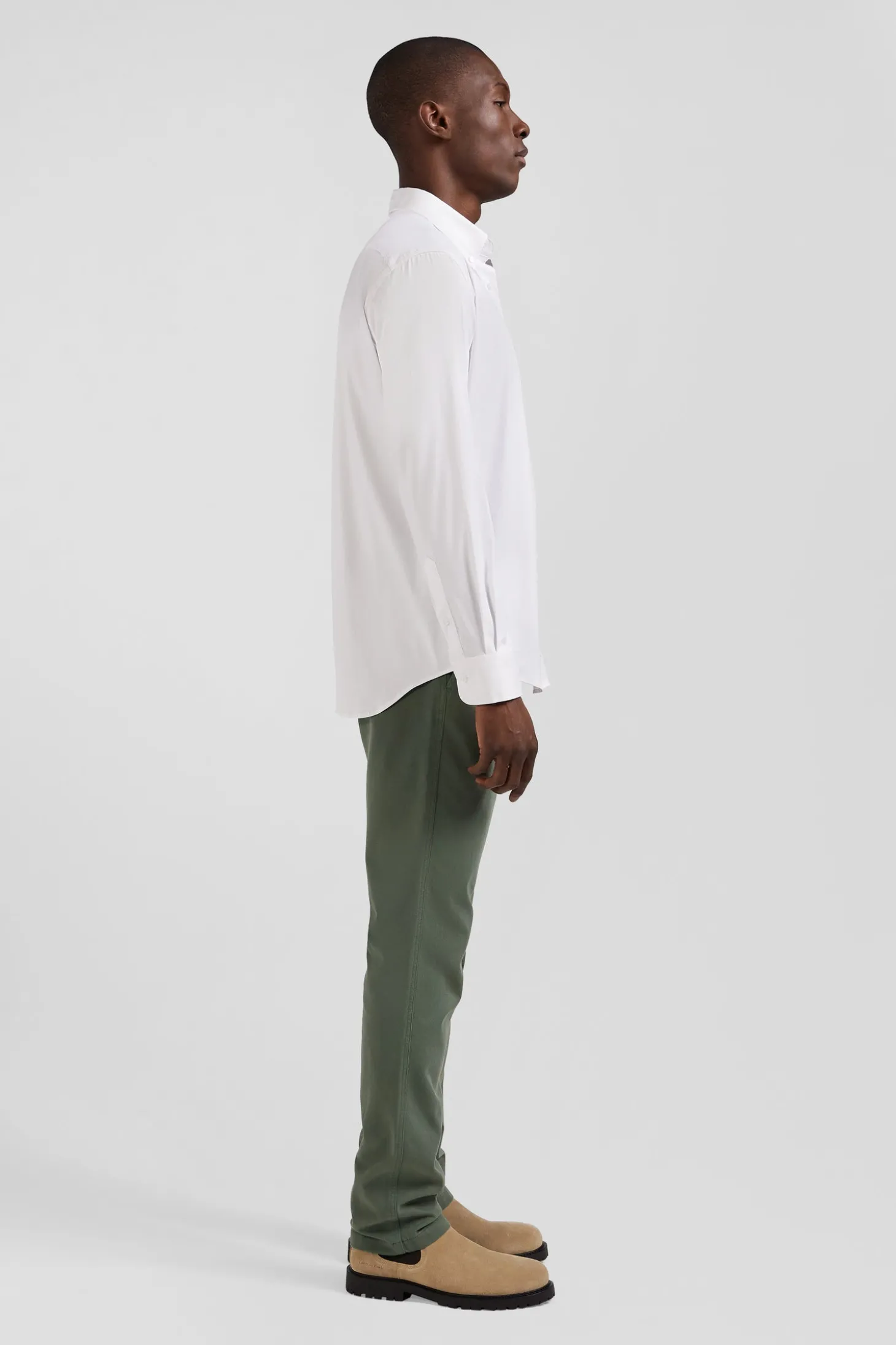 Chemise unie blanche en coton stretch mélangé coupe Regular