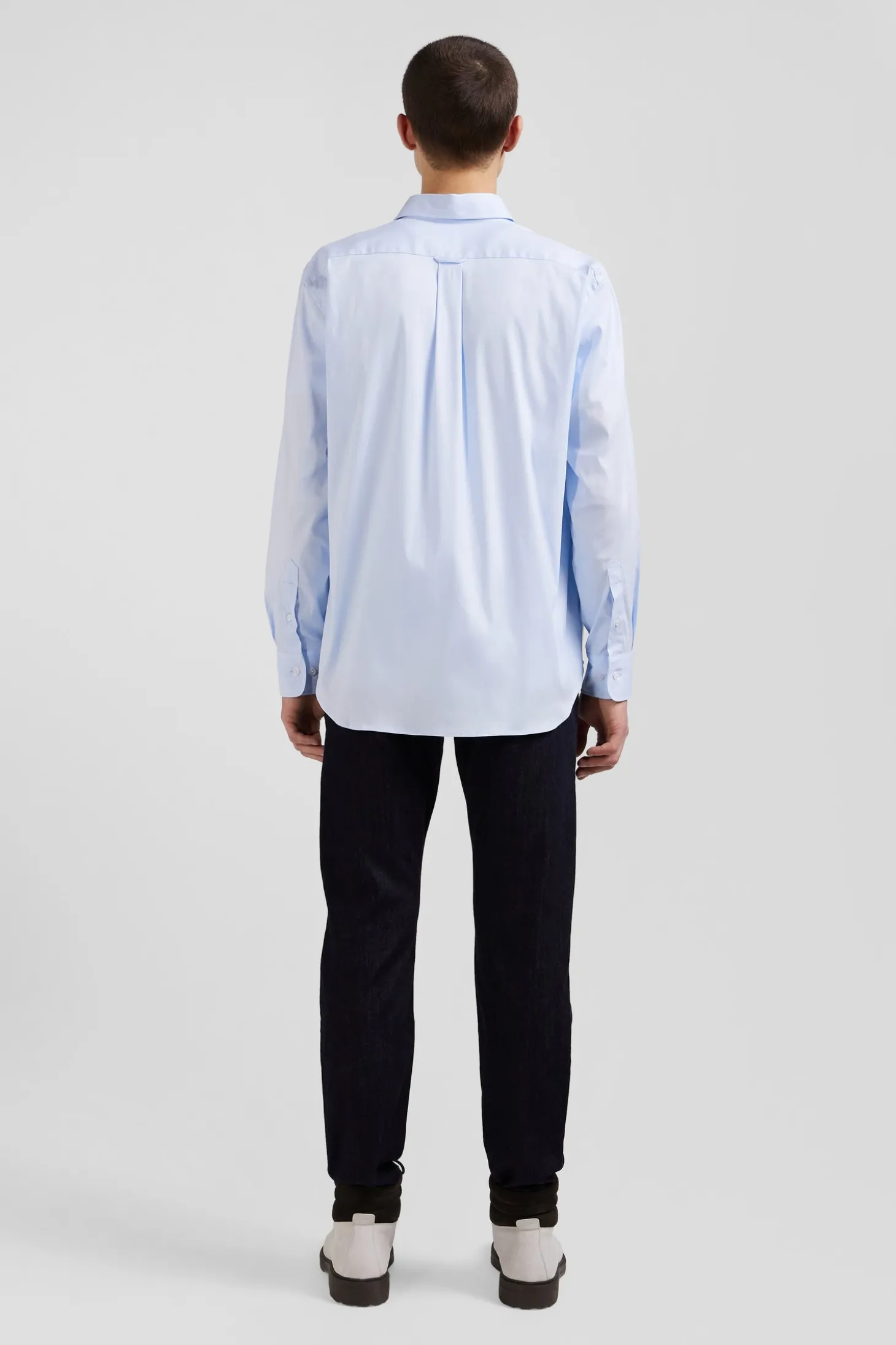 Chemise unie ciel en coton stretch mélangé coupe Regular