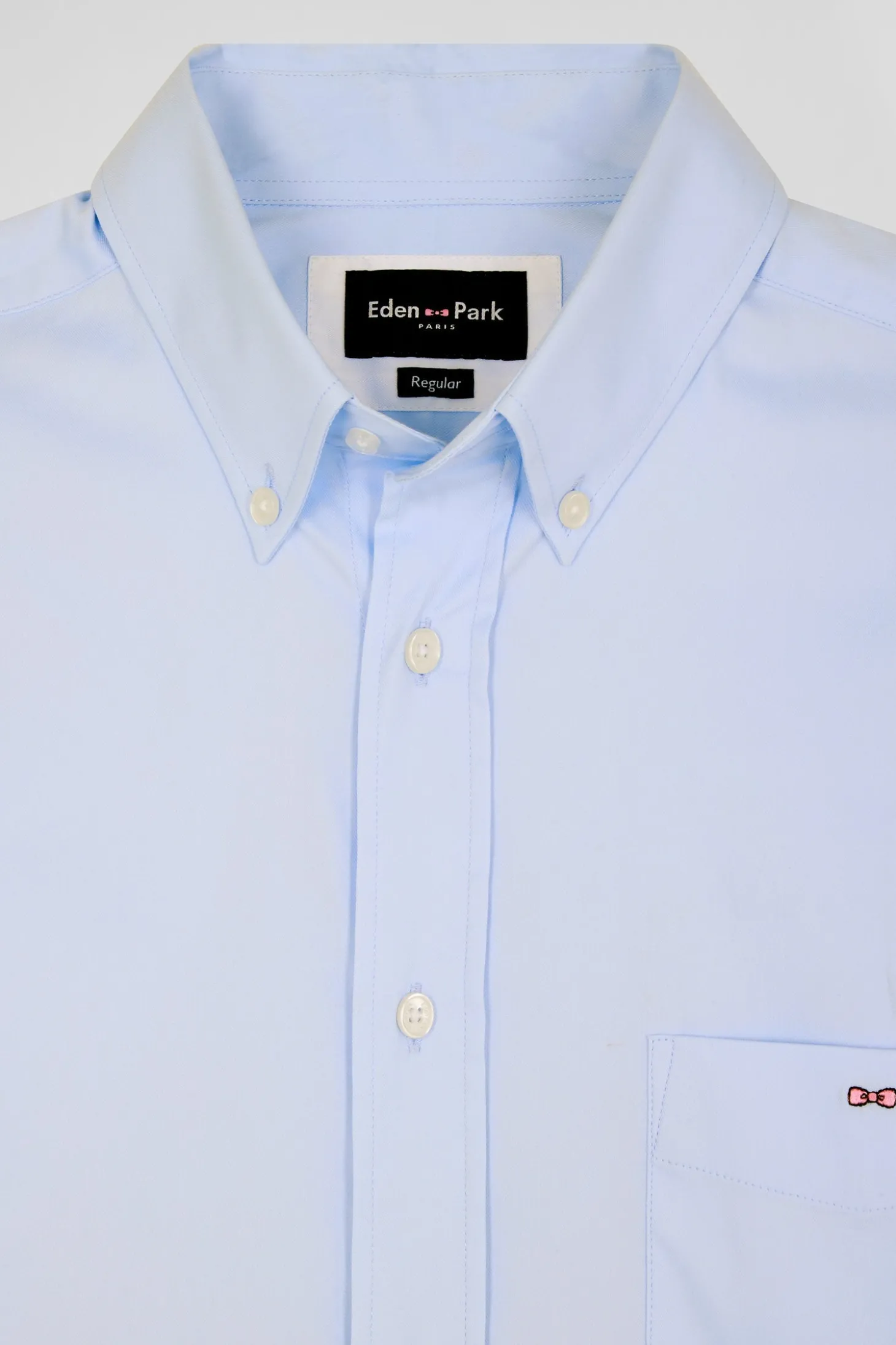 Chemise unie ciel en coton stretch mélangé coupe Regular