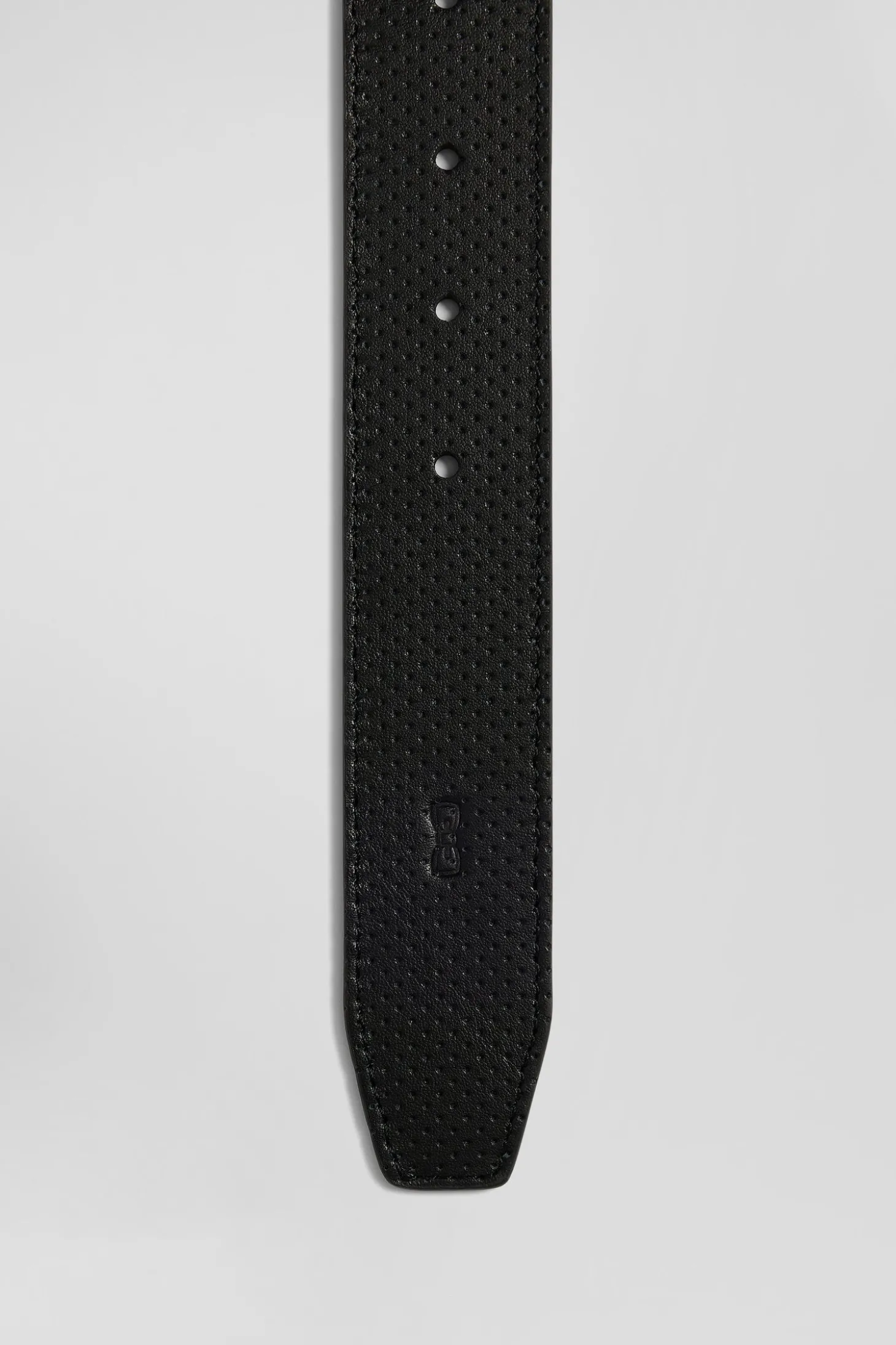 Coffret ceinture en cuir noir et deux boucles métal