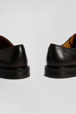 Derbies lacés en cuir marron