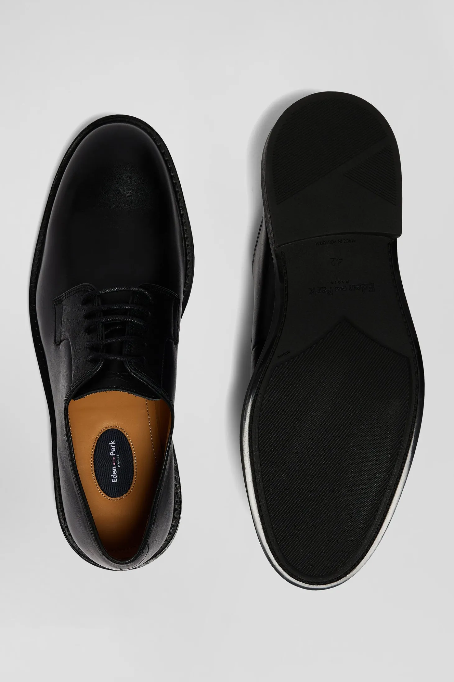 Derbies lacés en cuir noir
