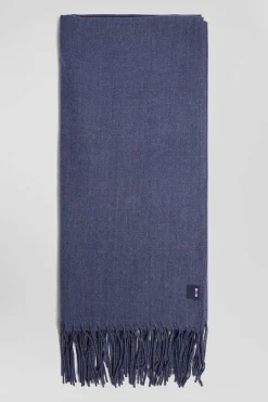 Echarpe unie frangée bleue