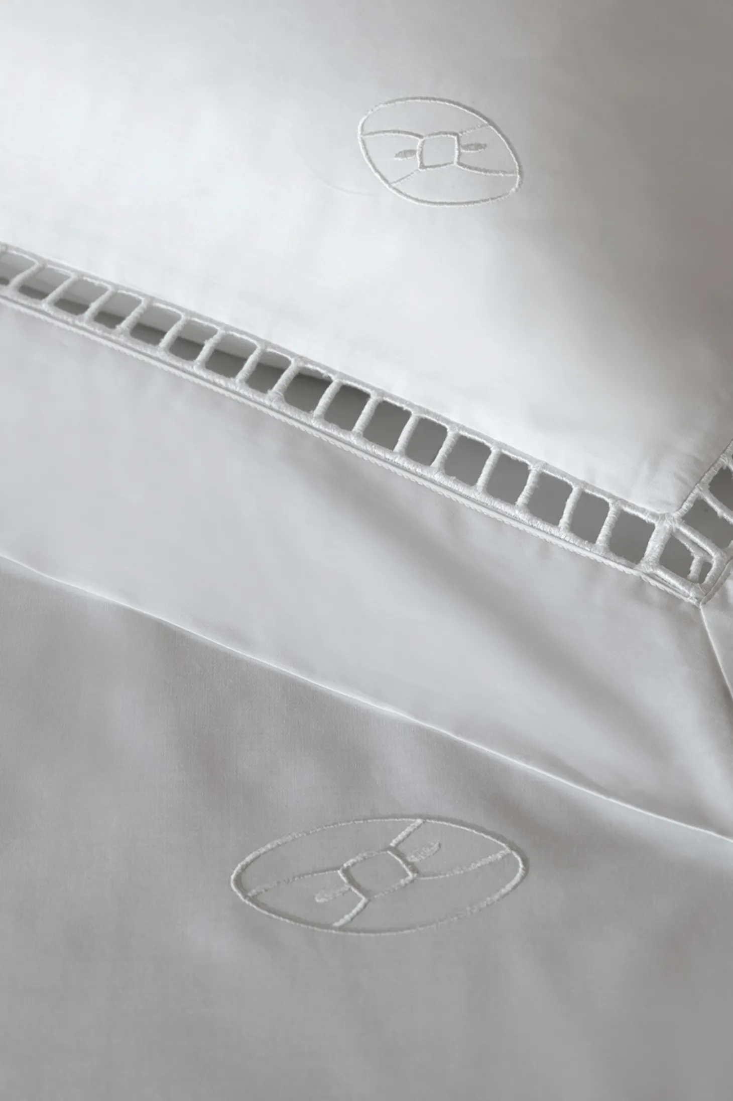 Housse de couette blanche - Dentelle et crampon