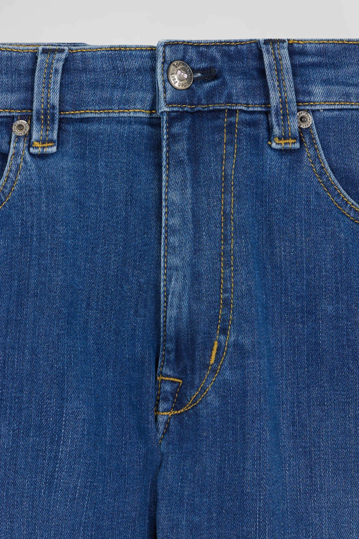 Jean en coton denim stretch brut coupe Regular double délavage stone wash