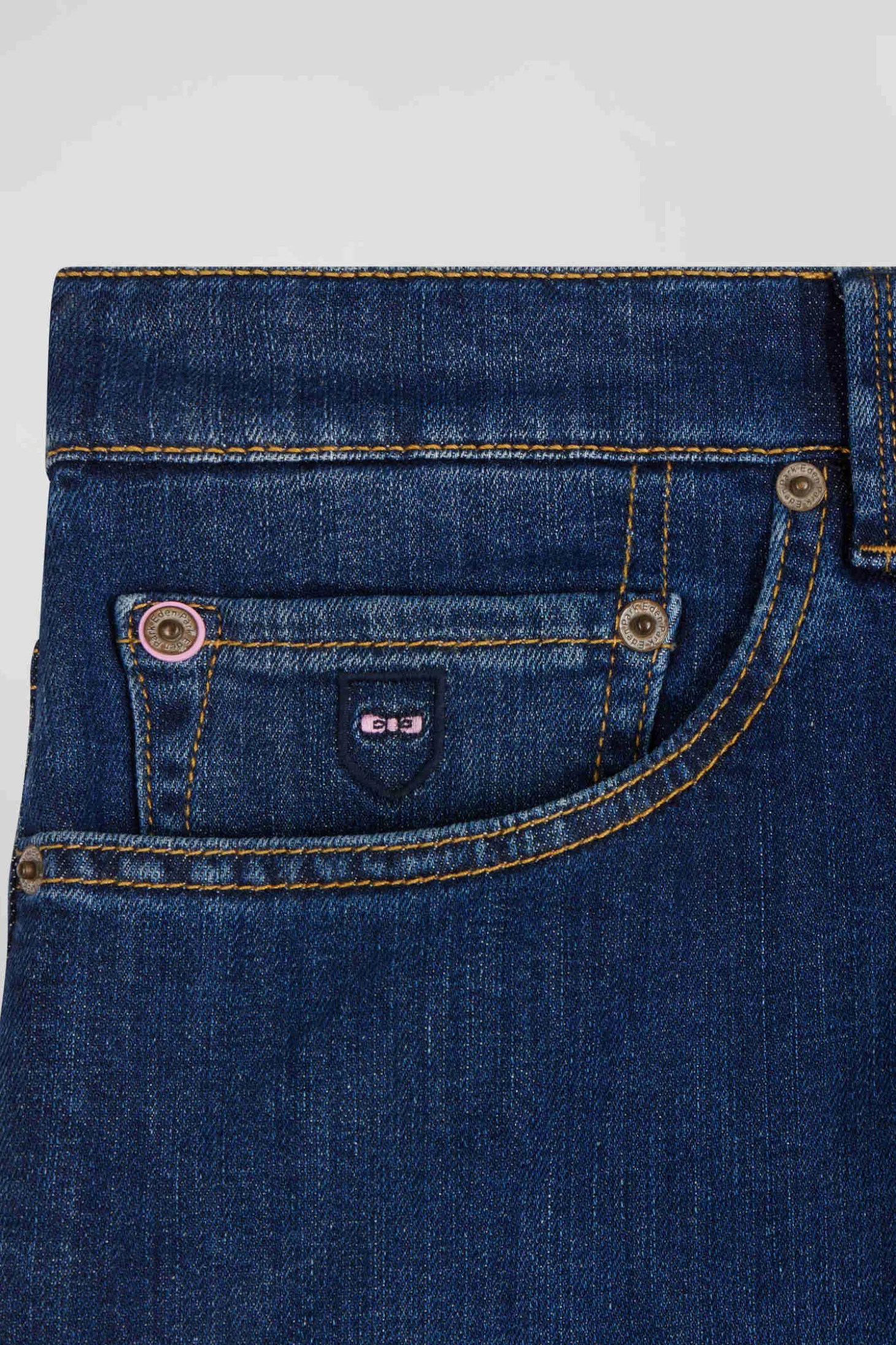 Jean en coton denim stretch brut coupe Regular délavage stone wash
