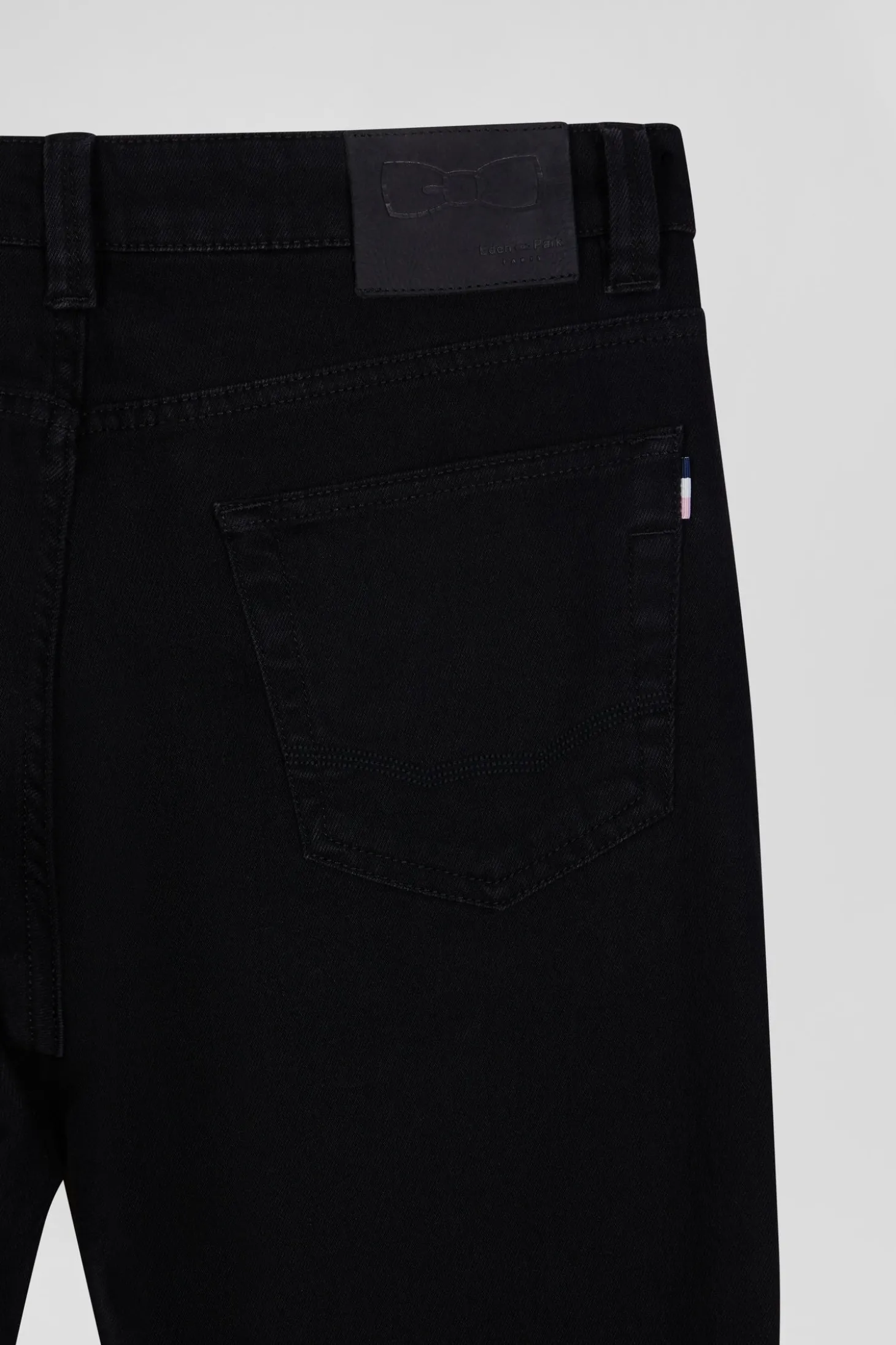 Jean en coton denim stretch mélangé noir coupe Slim