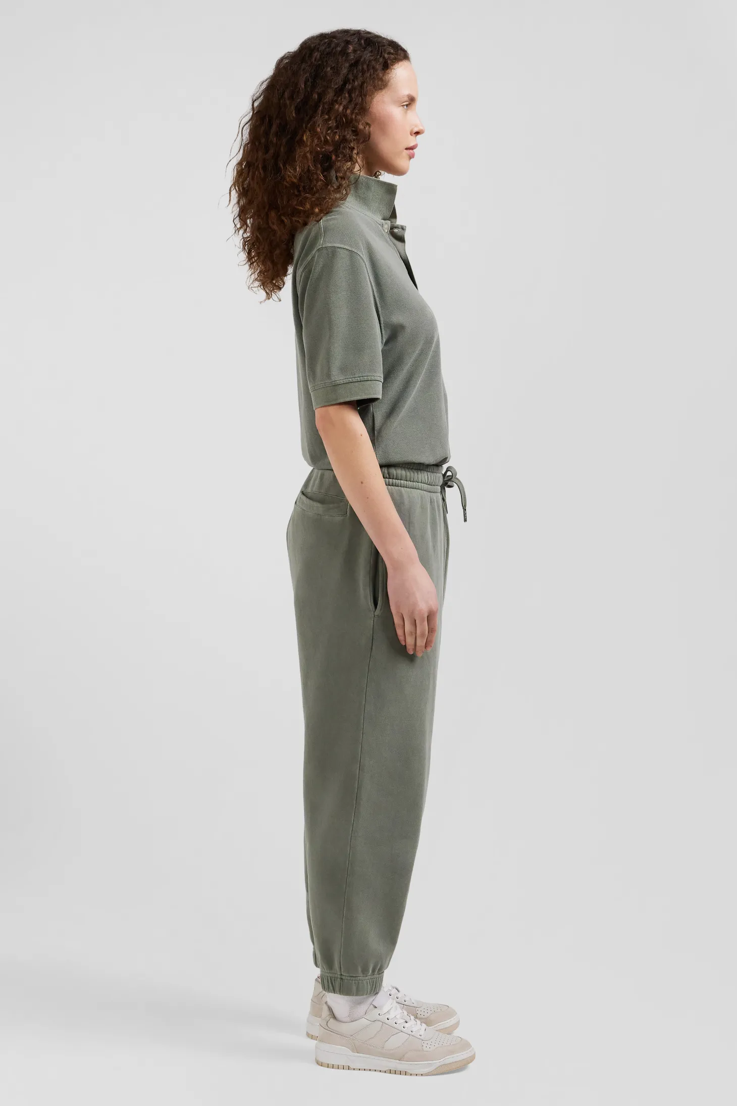 Jogging unisexe en molleton coton kaki surteint coupe Relaxed