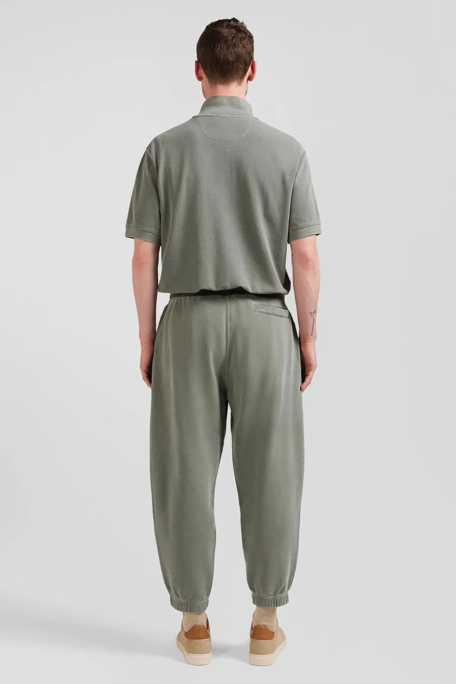 Jogging unisexe en molleton coton kaki surteint coupe Relaxed