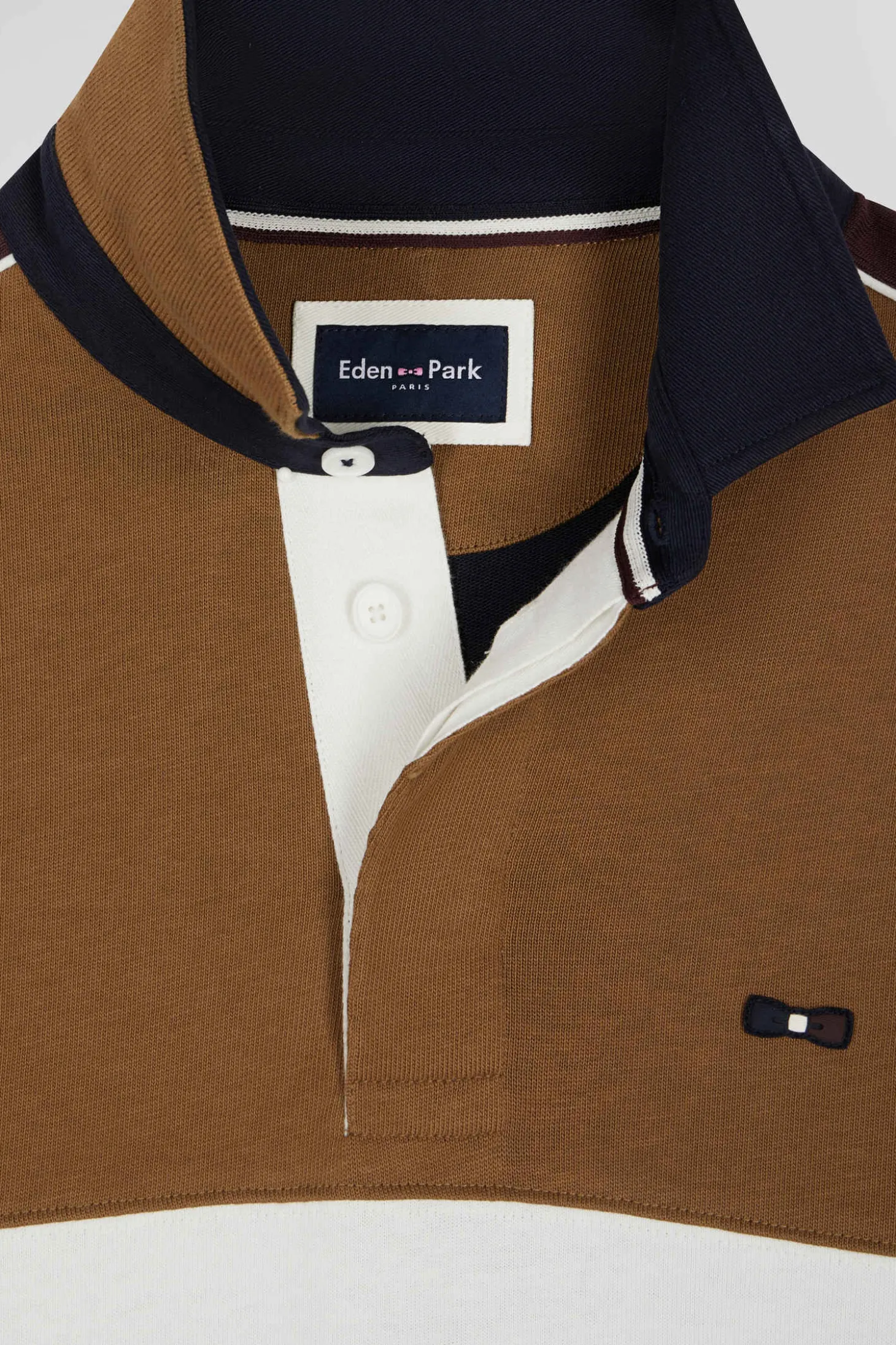 Maillot manches longues en coton camel broderie dos et passepoil coupe Regular