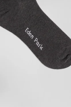 Paire de chaussettes grises à détails cerclés en coton stretch