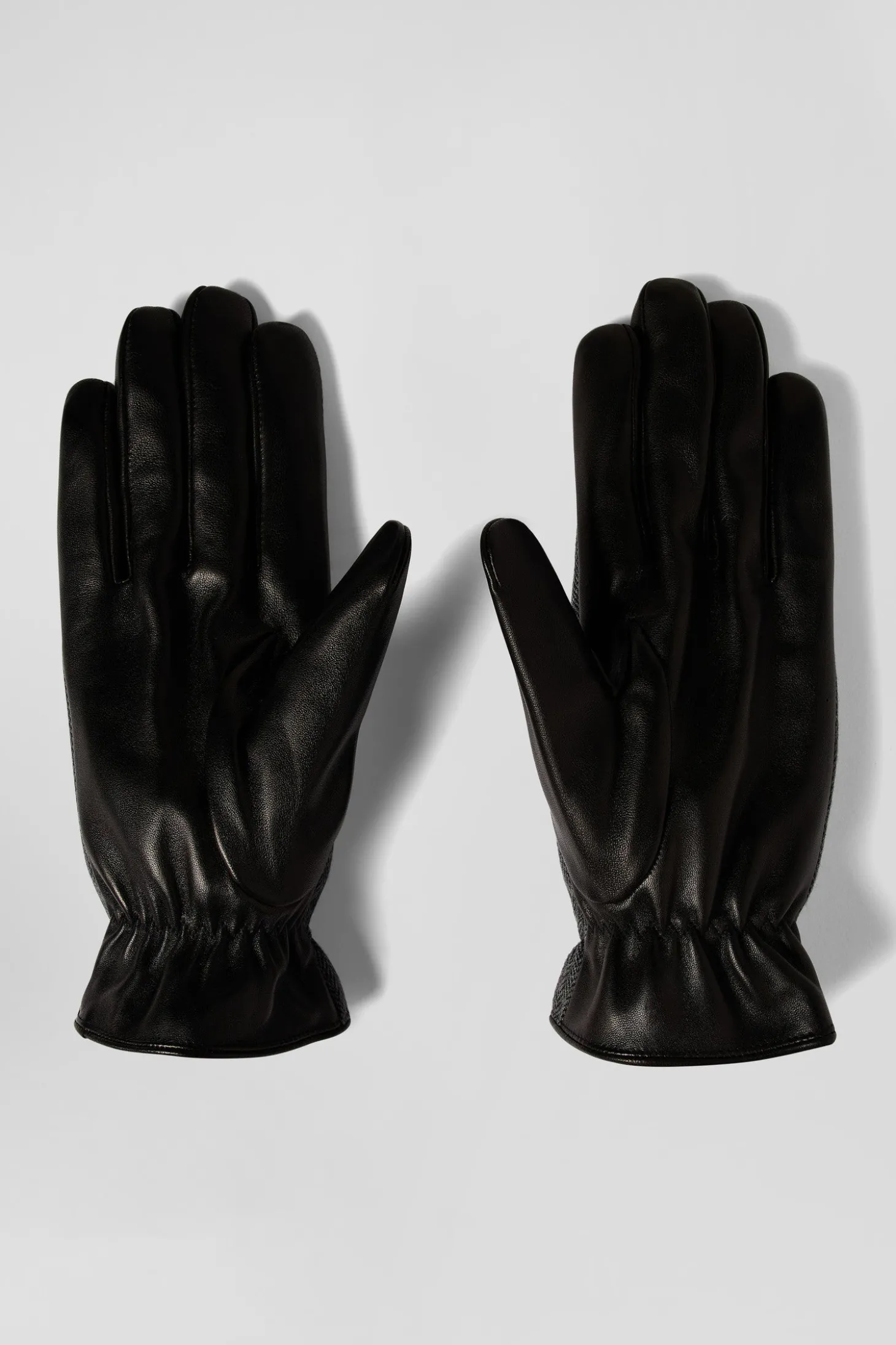 Paire de gants en cuir lisse noir