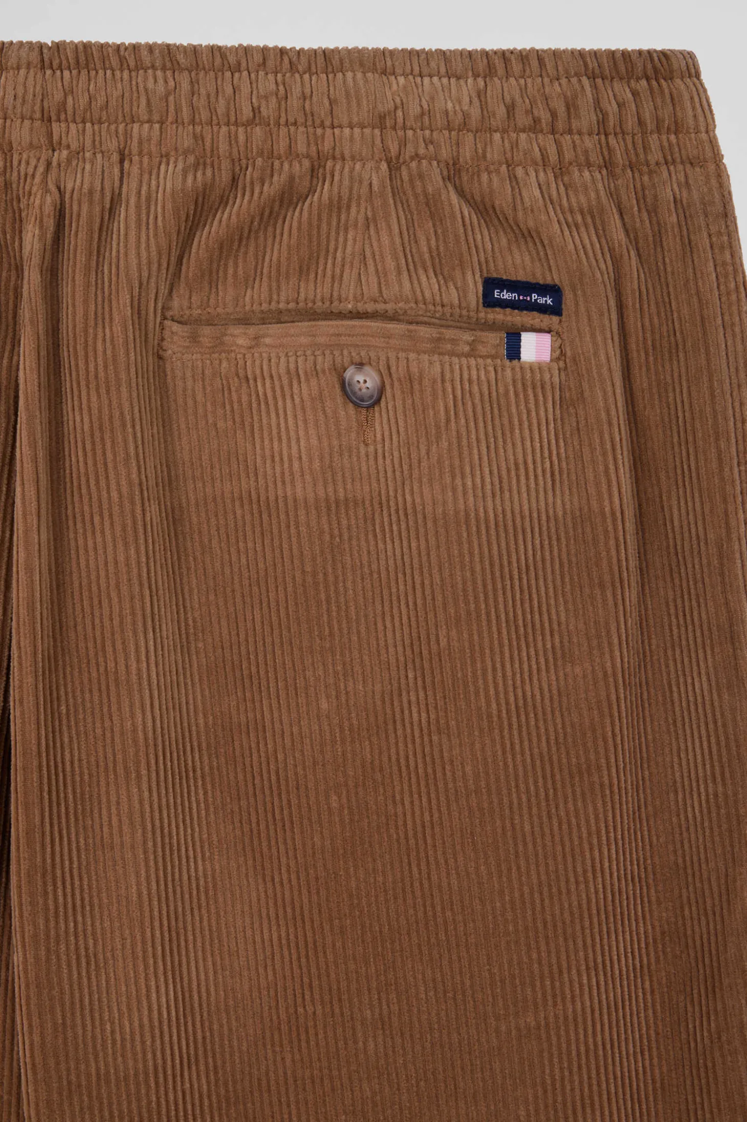 Pantalon à taille élastiquée en coton stretch camel coupe Modern