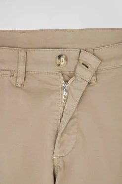 Pantalon chino beige en gabardine de coton stretch coupe Regular