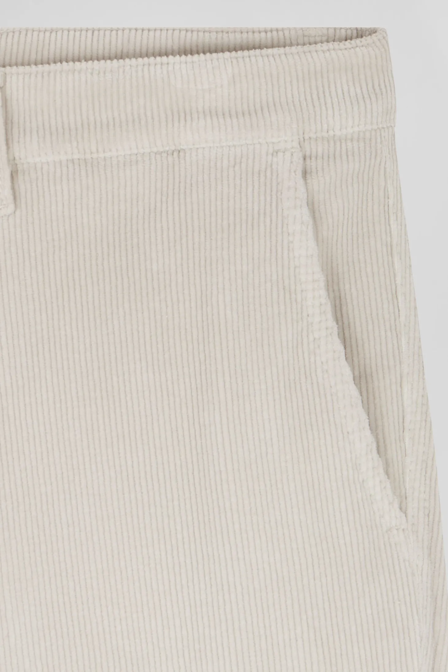 Pantalon chino en coton velours stretch écru coupe Regular