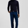 Pantalon chino en piqué de coton stretch et modal bleu coupe Regular
