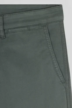 Pantalon chino gris en gabardine de coton stretch coupe Regular