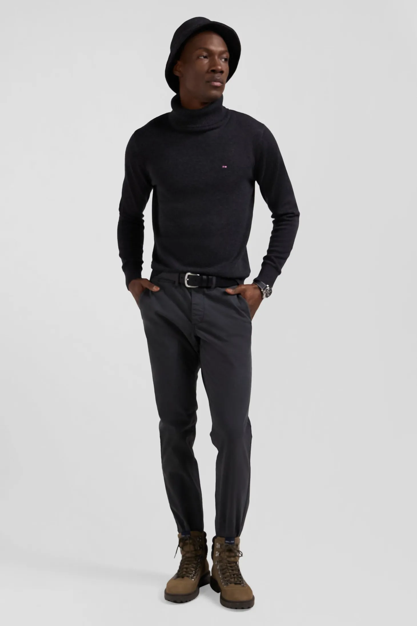 Pantalon chino uni en coton stretch gris anthracite coupe Slim