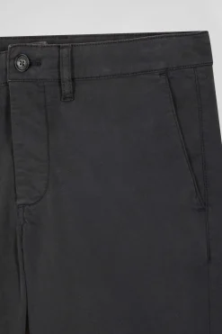 Pantalon chino uni en coton stretch gris anthracite coupe Slim