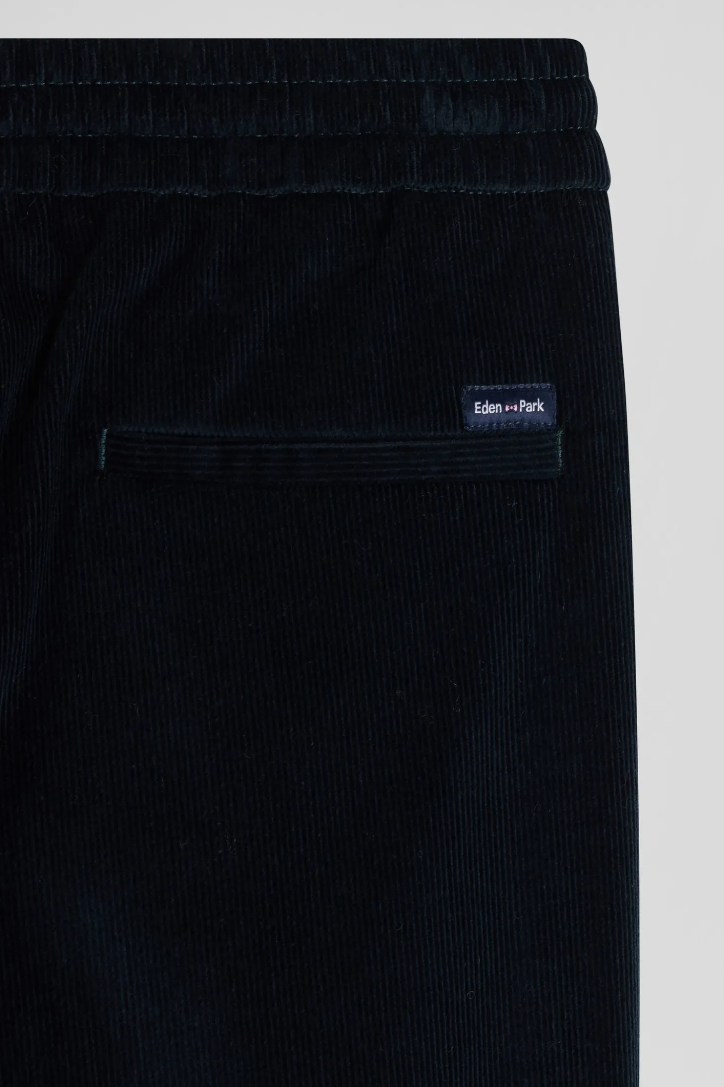 Pantalon en velours côtelé bleu marine taille élastiquée coupe Modern