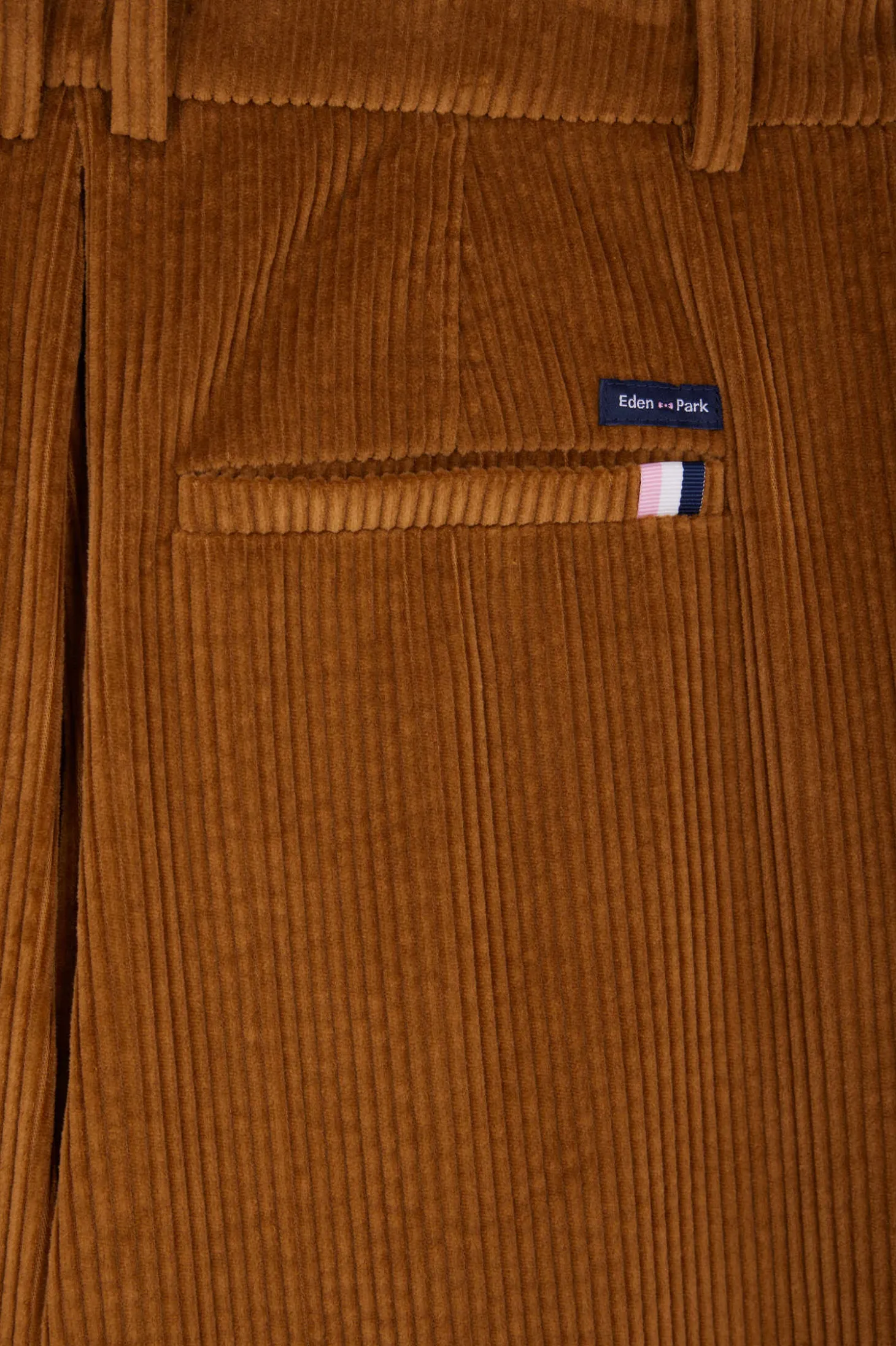 Pantalon en velours côtelé camel à carreaux coupe Modern