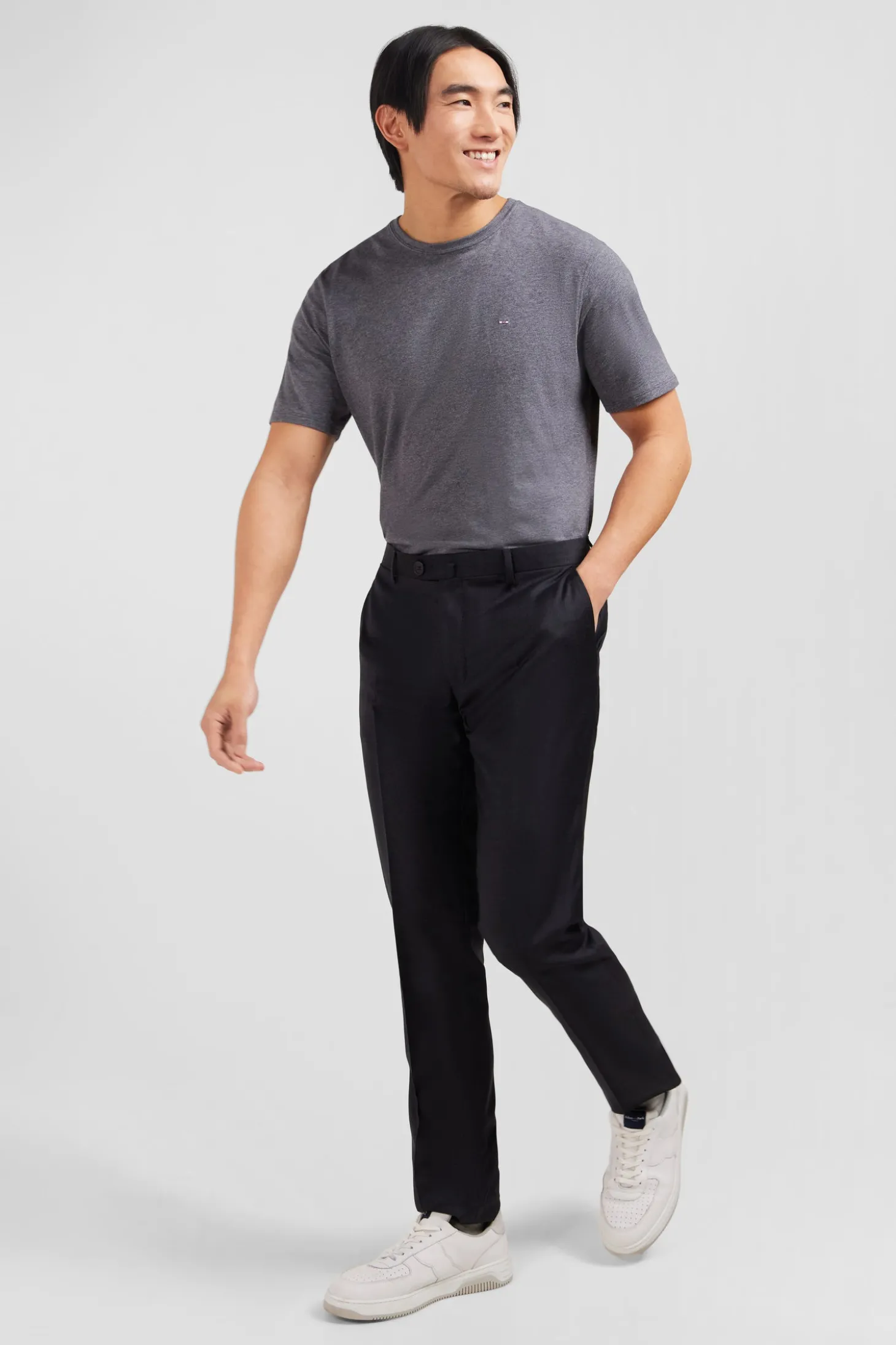 Pantalon slim gris foncé en laine à plis cassés