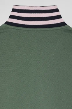 Polo manches courtes en piqué coton vert détails contrastés coupe Regular