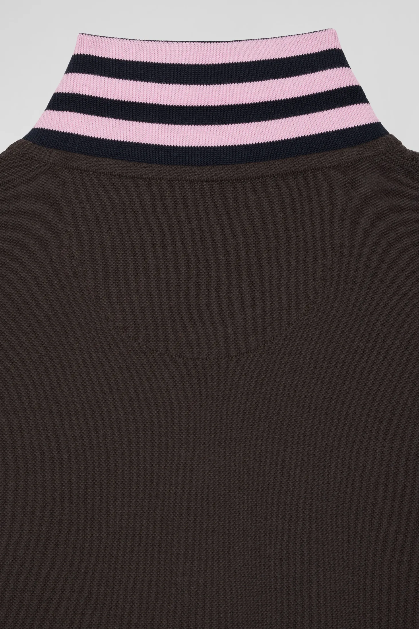 Polo manches courtes en piqué coton marron coupe Regular